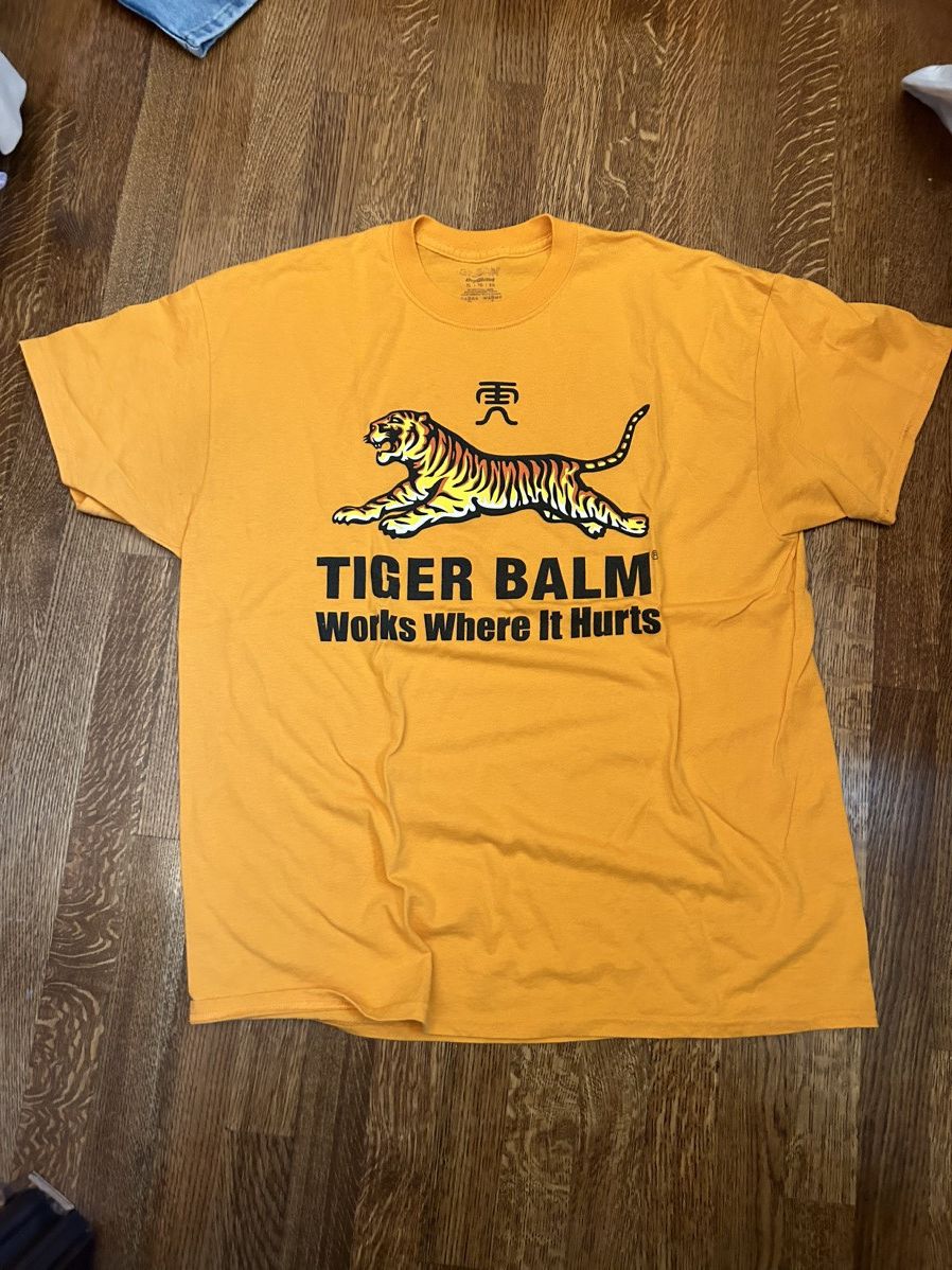 Vintage Vintage Tiger Balm Shirt Size US XL / EU 56 / 4 - 1 Thumbnail