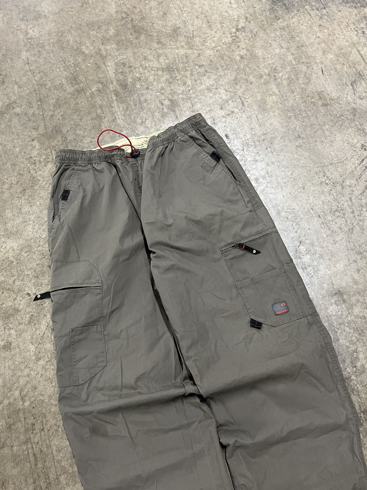 Vintage Vintage utility cargo pants baggy fit wide leg track pant Size US 32 / EU 48 - 3 Thumbnail