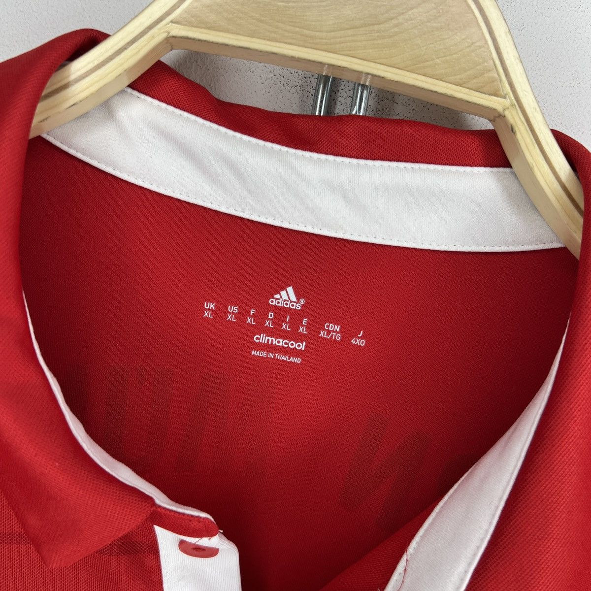 Adidas Adidas FC Bayern Munchen Jersey Tee Tshirt Red Size US XL / EU 56 / 4 - 6 Thumbnail