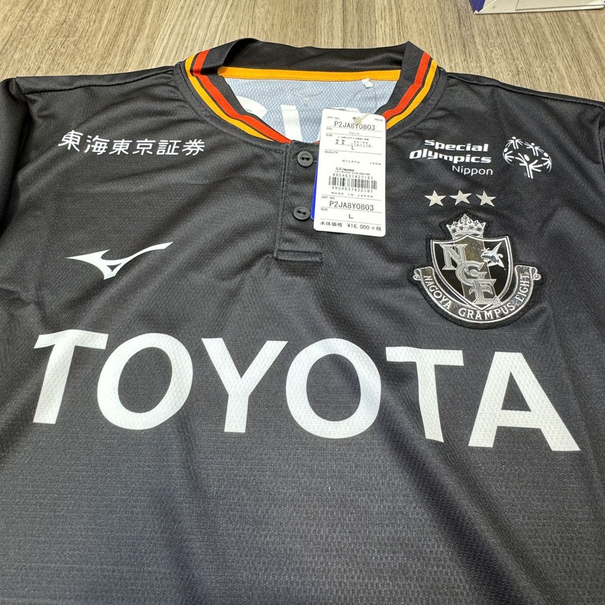 Mizuno Nagoya Grampus 2018 player issue special edition shirt(Bnwt) Size US L / EU 52-54 / 3 - 3 Thumbnail