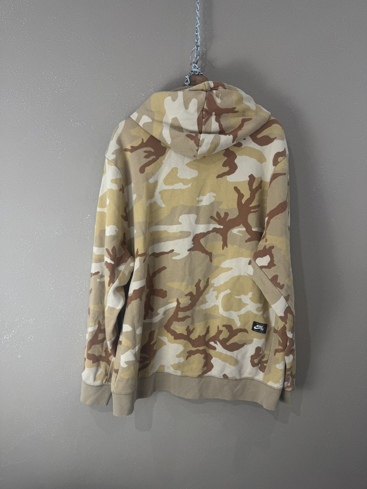 Nike Vintage Nike SB Camo Hoodie Skater Y2K Size US XXL / EU 58 / 5 - 2 Thumbnail