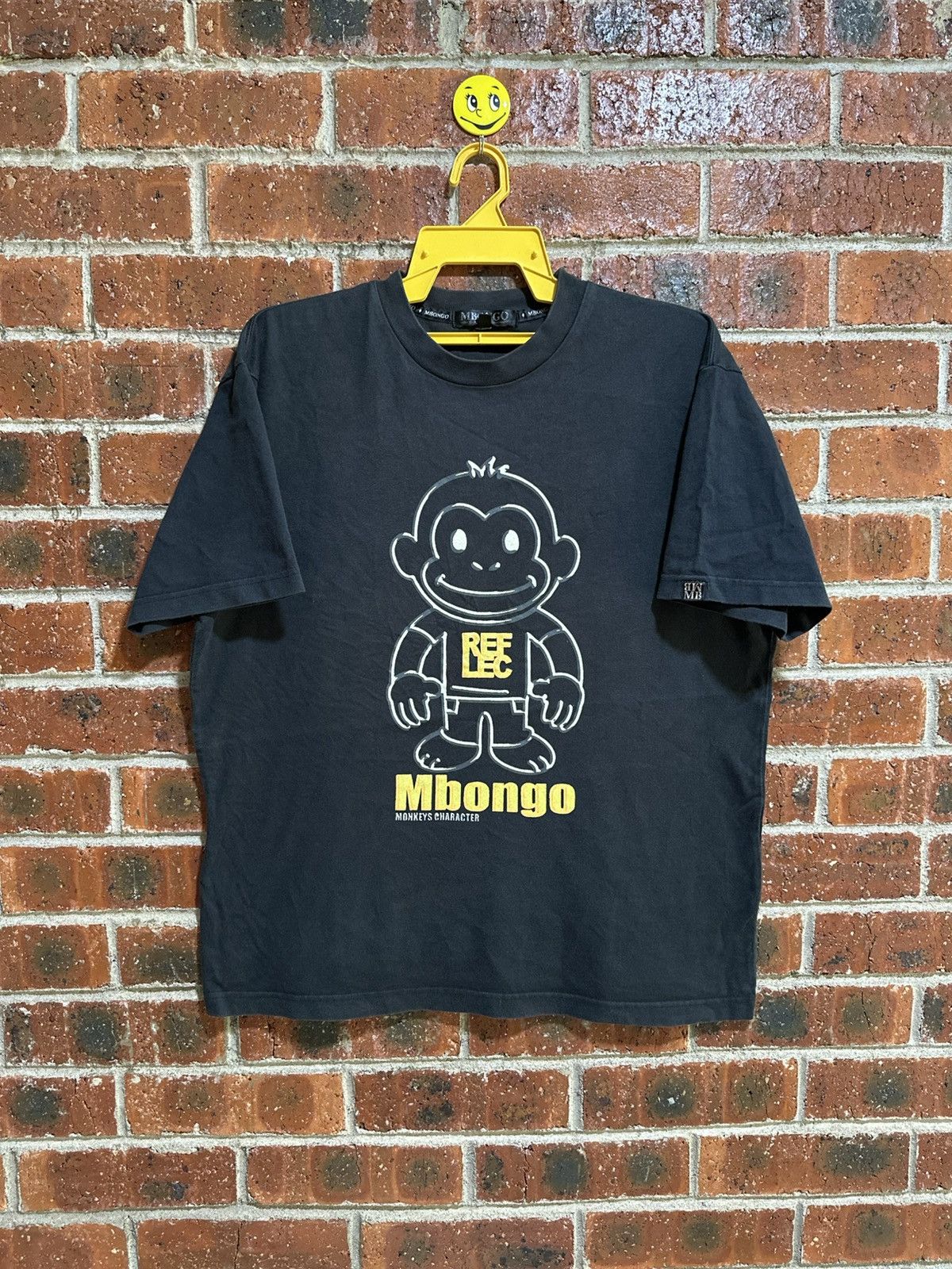 Japanese Brand Vintage Mbongo Monkeys Character Faded Tee Size US L / EU 52-54 / 3 - 1 Thumbnail