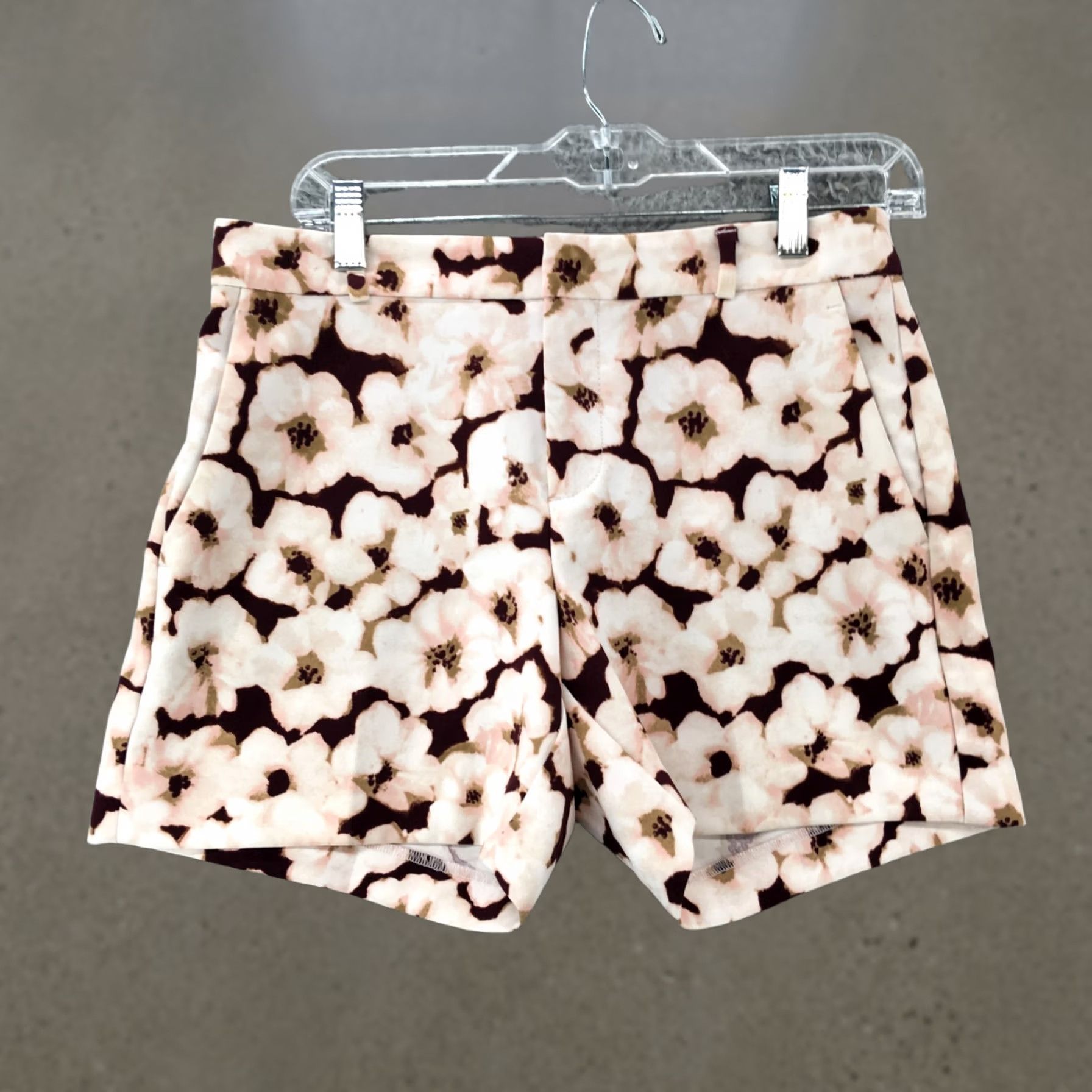Banana Republic Banana Republic Chino Shorts Womens 2 Pink Floral Print Side Pocket Casual Zip Shorts Size 26" / US 2 / IT 38 - 1 Thumbnail
