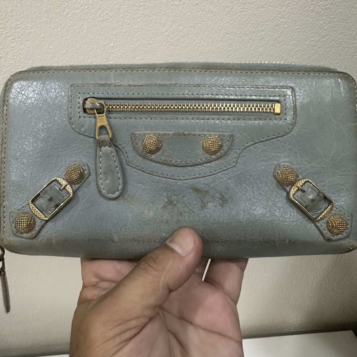 Balenciaga ‼️LASTDROP‼️ AUTH. BALENCIAGA ROUND ZIPPER PURSES LONG WALLET Size ONE SIZE - 5 Thumbnail
