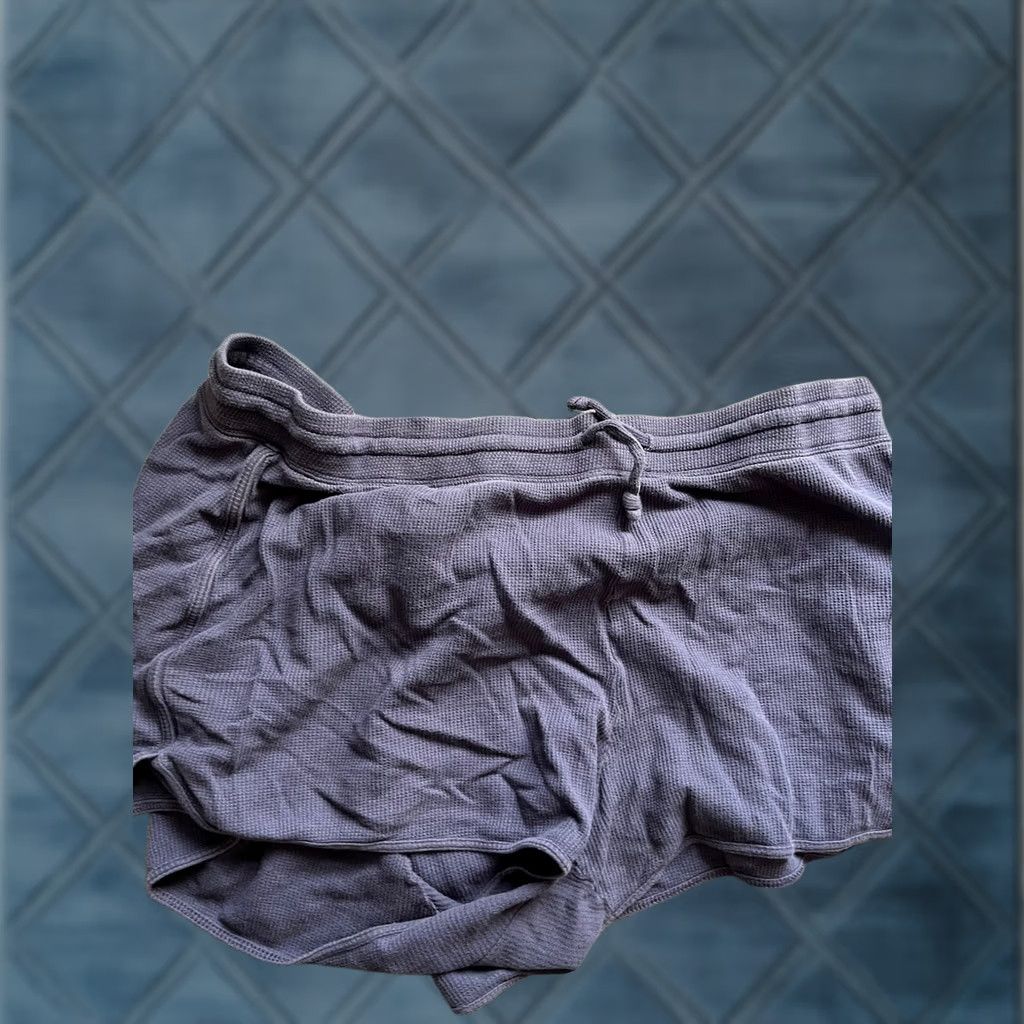 Old Navy Old Navy Shorts Womens XL Blue Cotton Waffle Stretch Casual Pockets 4.5 Inseam Adult Women Size 40" / US 18 - 1 Thumbnail