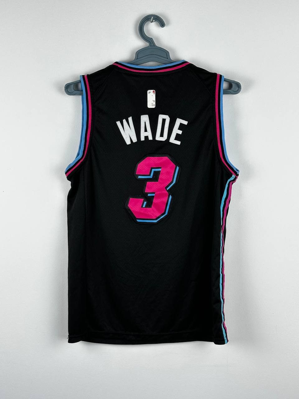 NBA × Nike Miami Heat Dwyane Wade Vice City Swingman Jersey Size US S / EU 44-46 / 1 - 7 Thumbnail