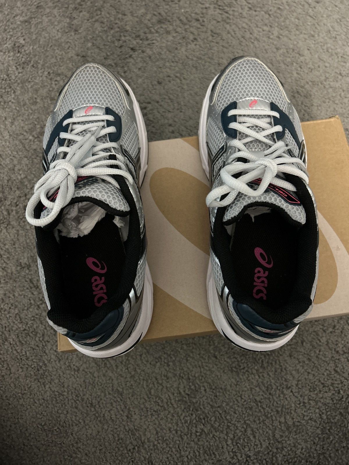 Asics Asics navy teal pink Size US 9 / EU 42 - 5 Thumbnail