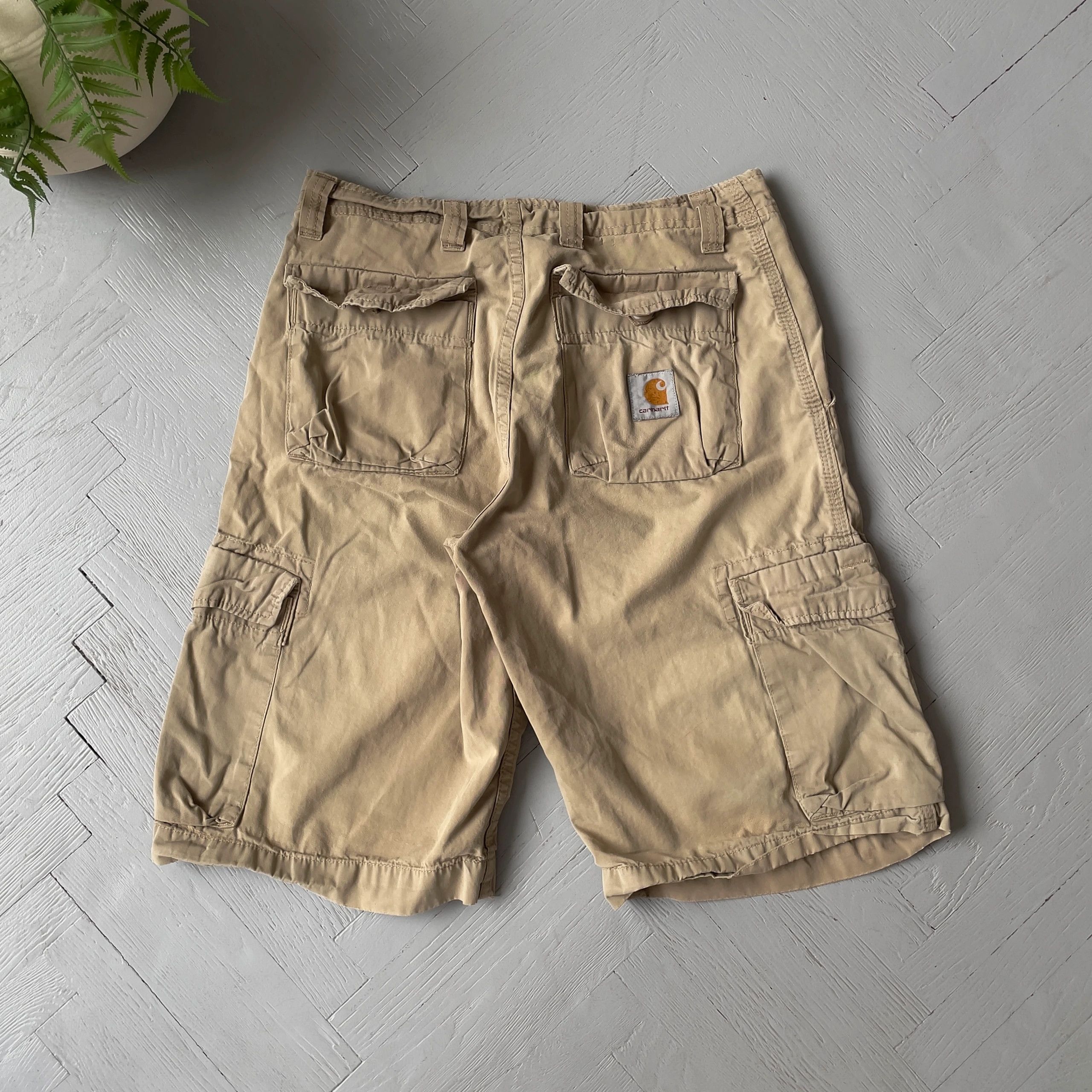 Carhartt Carhartt Thrift Cargo Bermuda Shorts Size US 27 - 1 Thumbnail