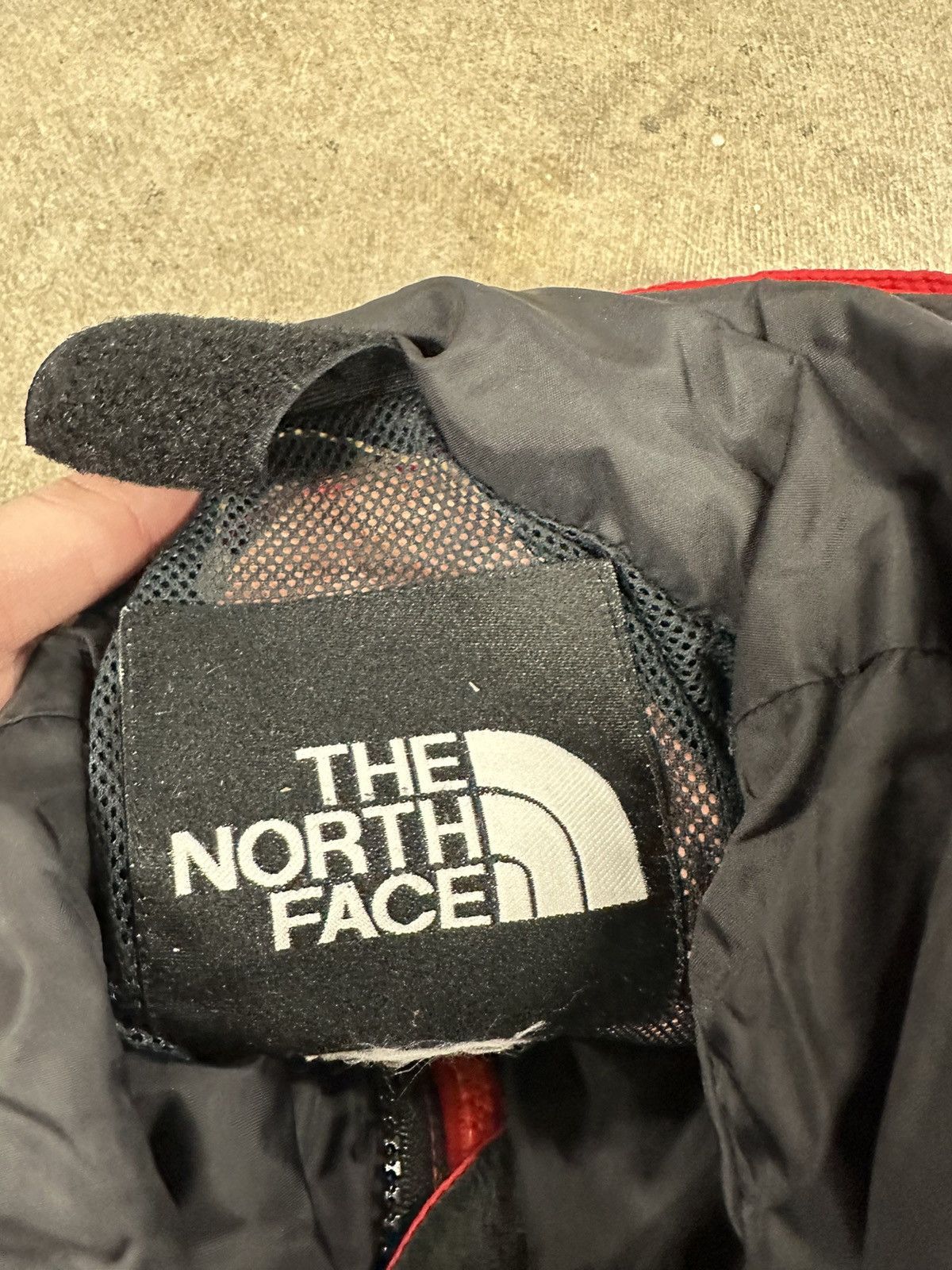 The North Face × Vintage Vintage 90s The North Face Mountain Light Red Jacket Size US L / EU 52-54 / 3 - 16 Thumbnail