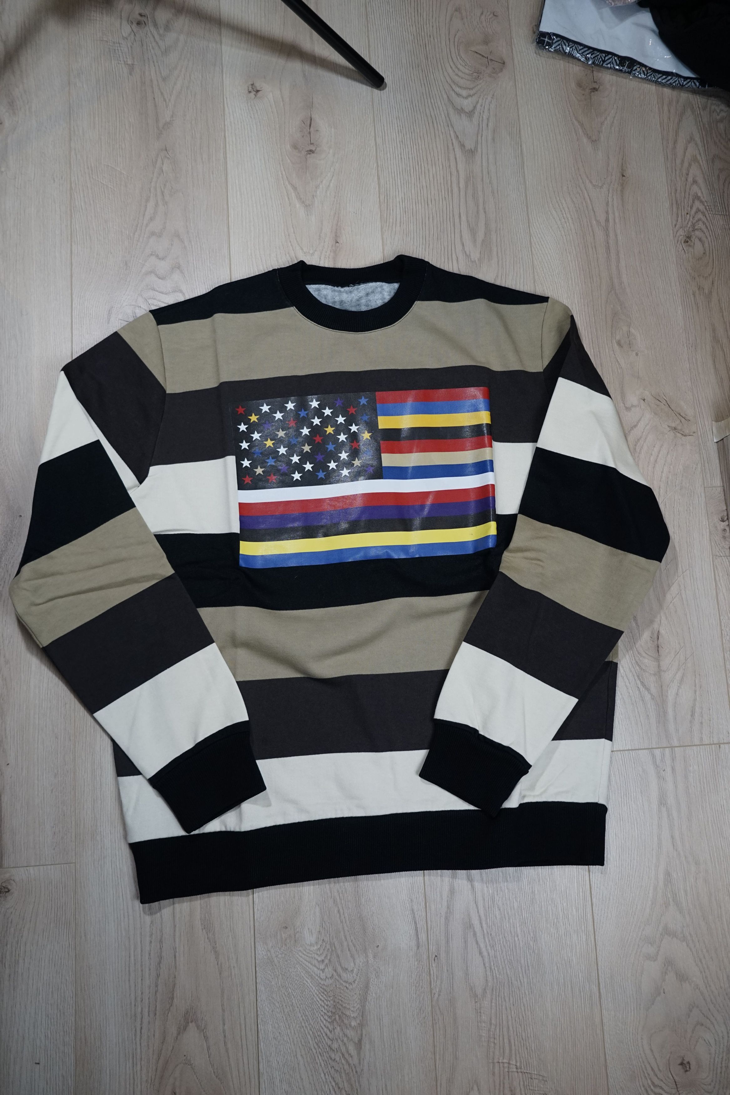 Givenchy SS14 TISCI Runway Multi Strip Flag Oversized Sweat RRP $795 Size US S / EU 44-46 / 1 - 3 Thumbnail