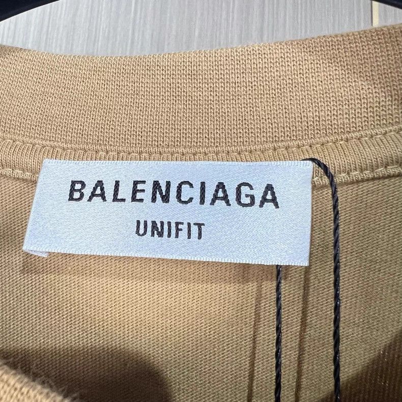 Balenciaga Balenciaga Reversed Embroidered Letter Logo Short Sleeve Size US M / EU 48-50 / 2 - 6 Thumbnail