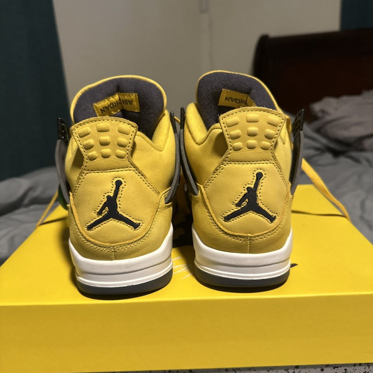 Jordan Brand Jordan 4 lighting size 8.5 Size US 8 / EU 41 - 4 Thumbnail