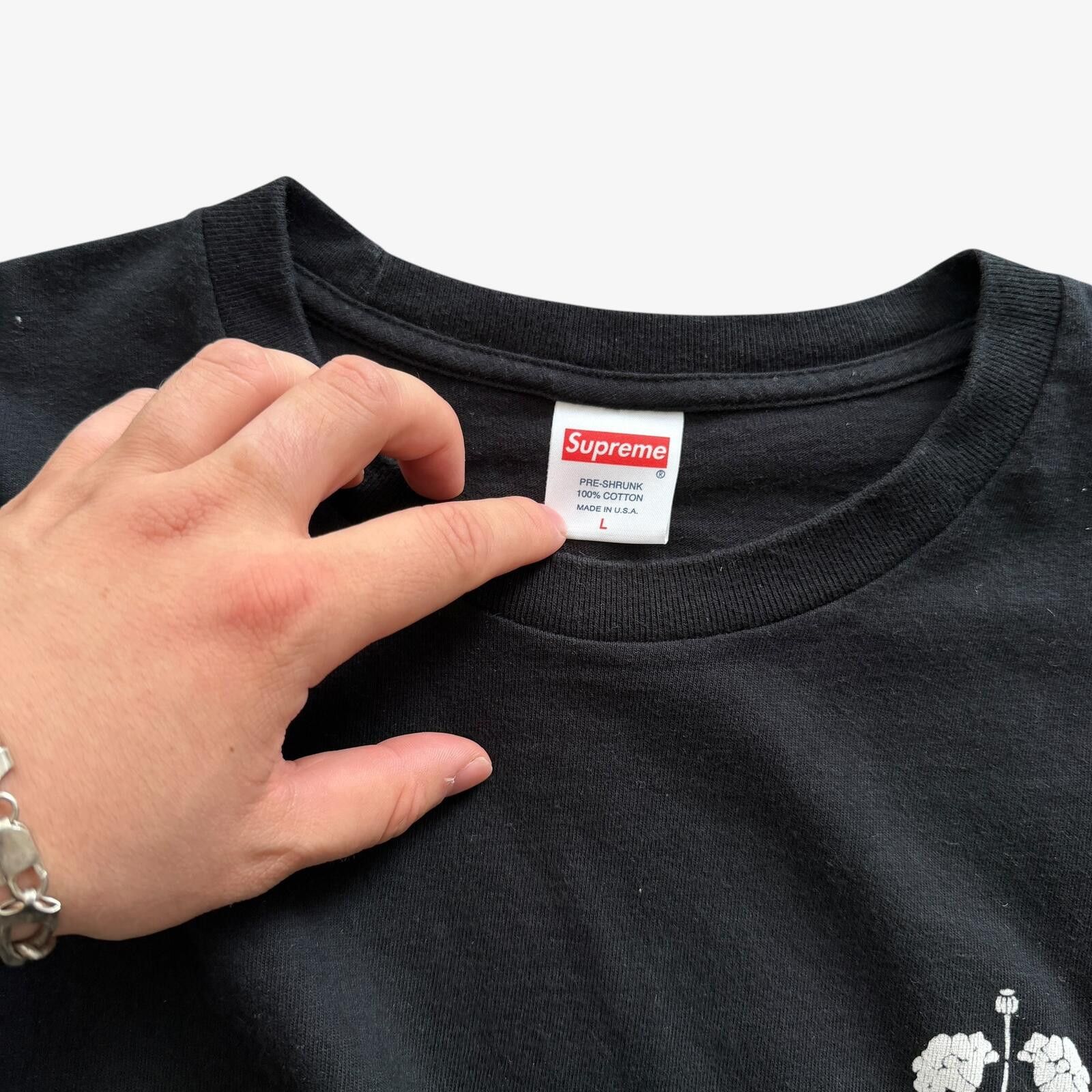 Supreme Supreme FW15 Floral Poppy Tee Size Large Black Size US L / EU 52-54 / 3 - 3 Thumbnail