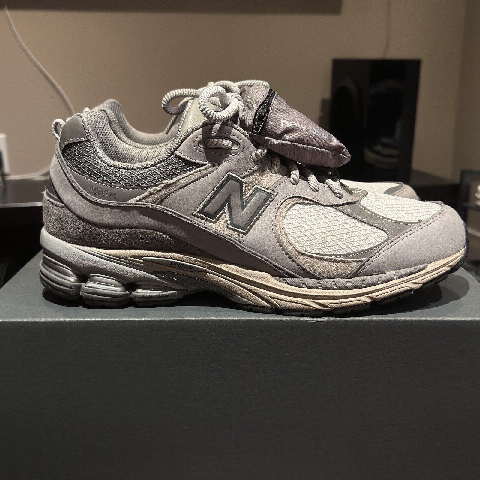 New Balance 2002R Gray Pocket Size 10