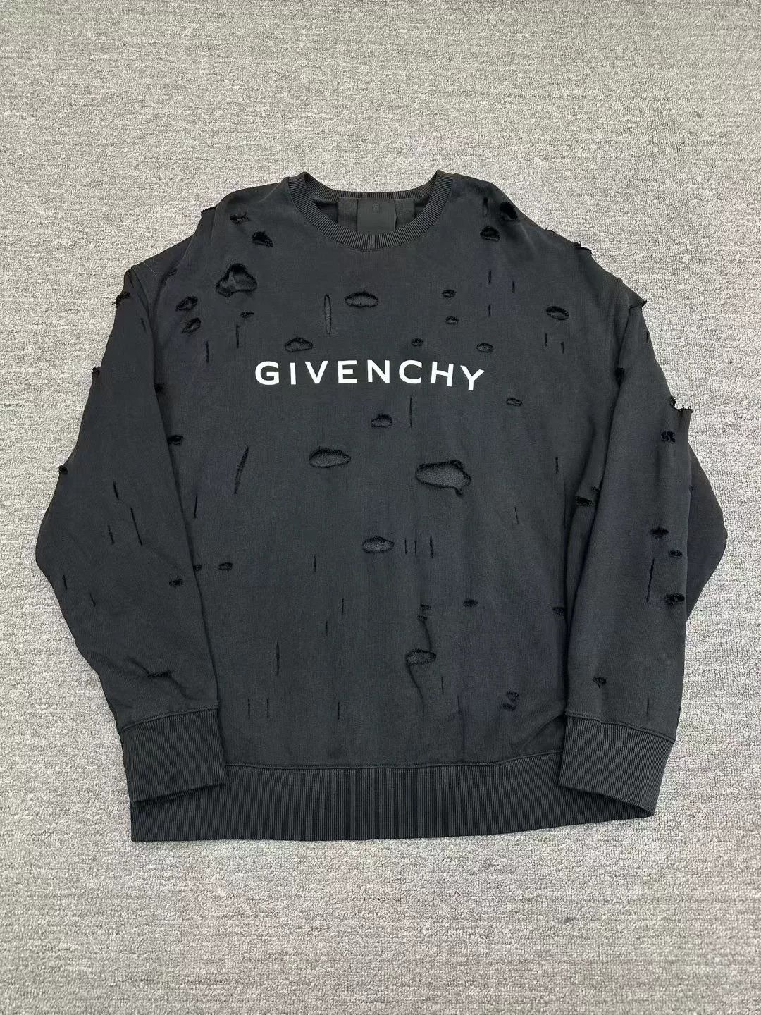 Givenchy Givenchy Distressed Letter Sweatshirt M Size US M / EU 48-50 / 2 - 1 Thumbnail