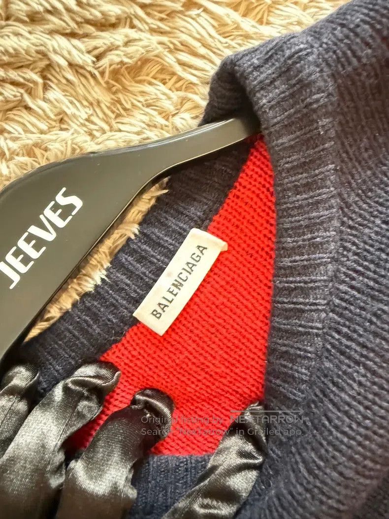 Balenciaga Balenciaga Sweater, Size S, Loose Fit, Classic Black and R Size US S / EU 44-46 / 1 - 4 Thumbnail