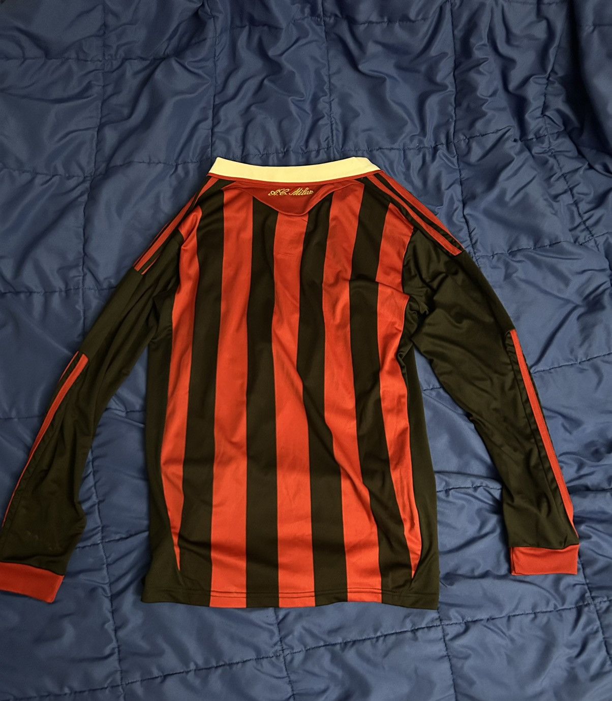Vintage AC Milan Adidas 09/10 Home Y2k Shirt Soccer Jersey Small Size US S / EU 44-46 / 1 - 2 Thumbnail