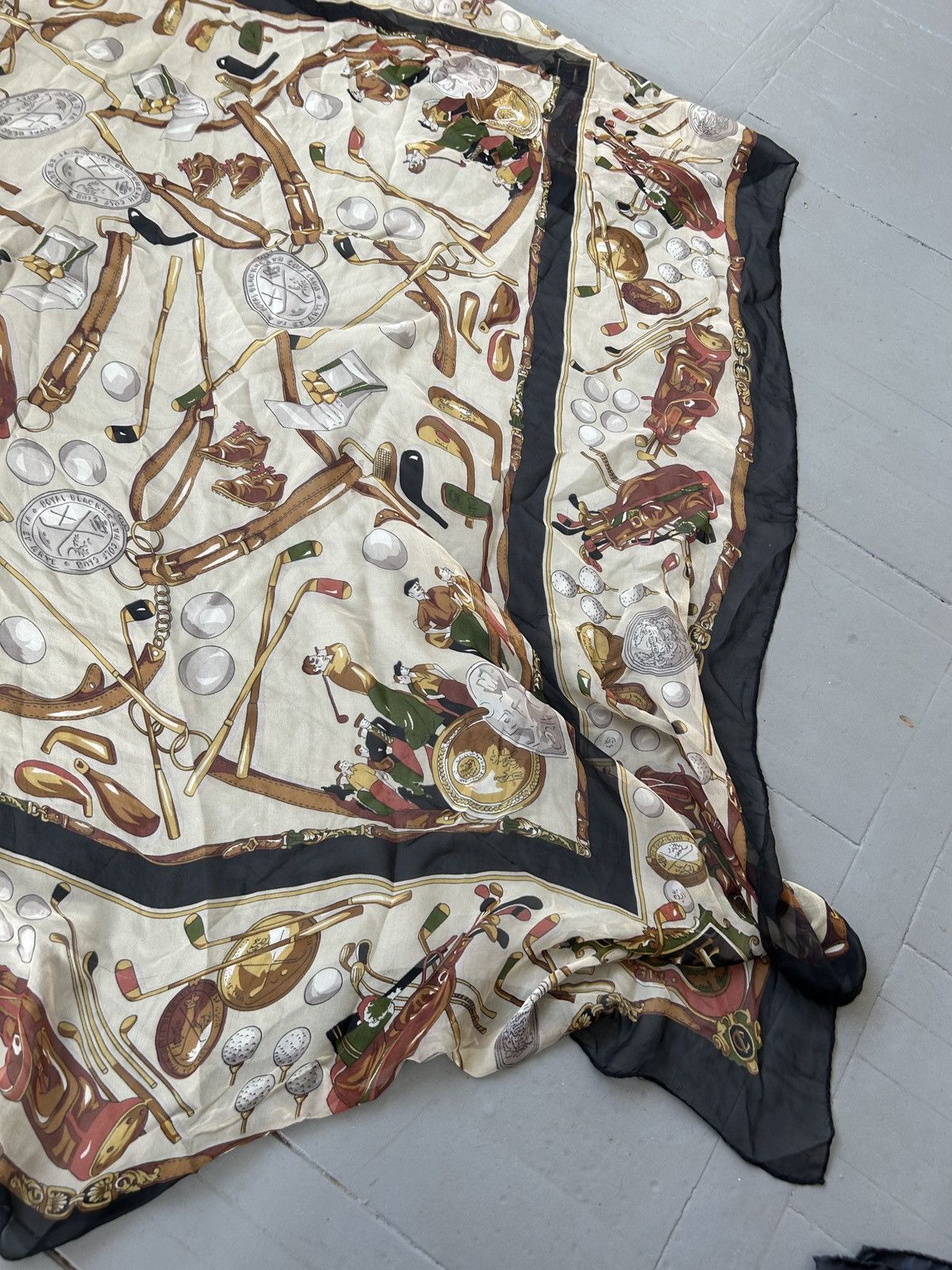 Vintage Vintage silk scarf Size ONE SIZE - 2 Thumbnail