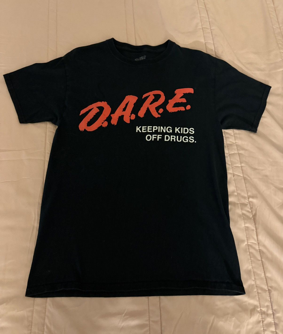 D.A.R.E Rare Vintage 1983 D.A.R.E. T-Shirt Size US M / EU 48-50 / 2 - 1 Thumbnail
