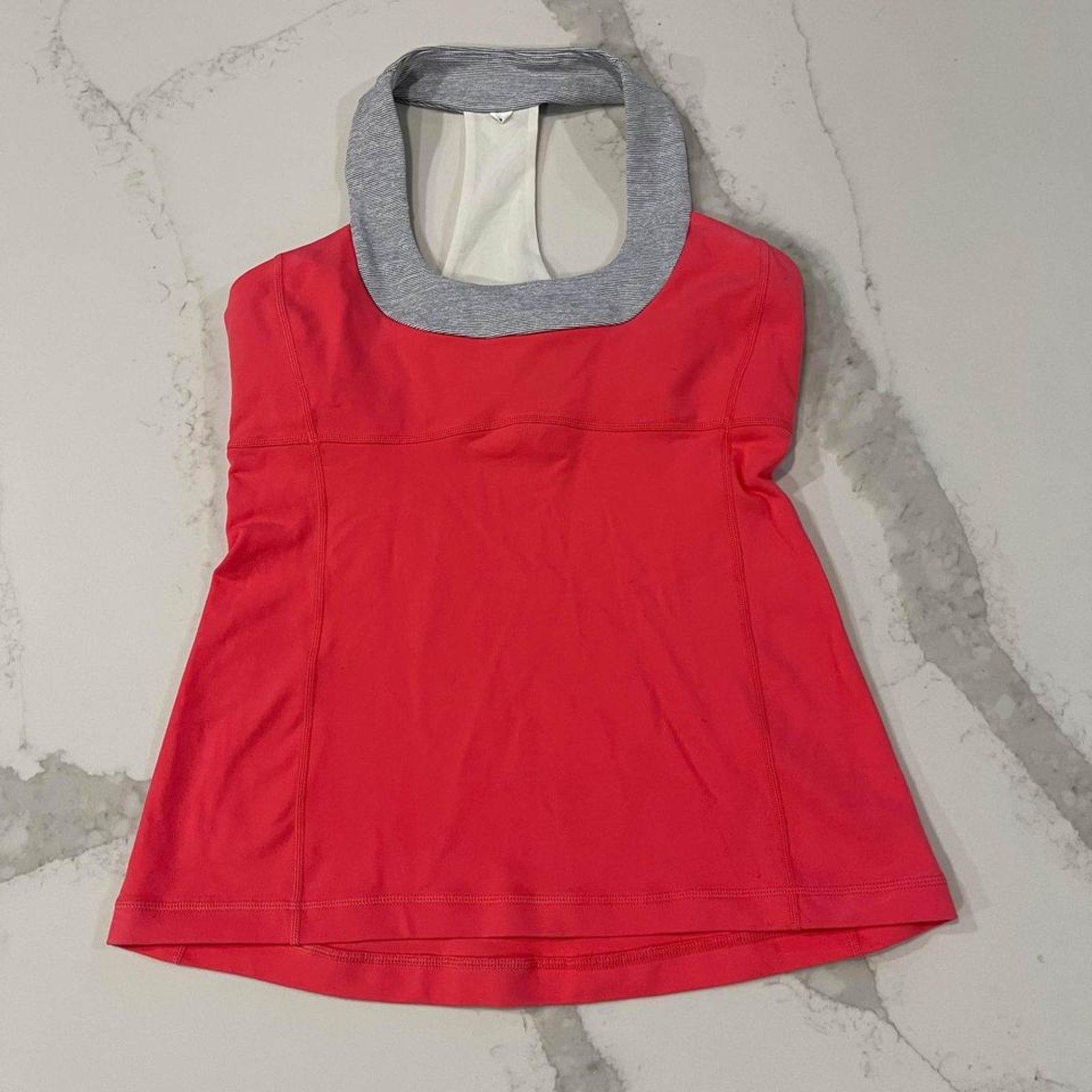 Lululemon Lululemon Scoop Neck Racerback Activewear Tank Top Womens 8 Size M / US 6-8 / IT 42-44 - 1 Thumbnail