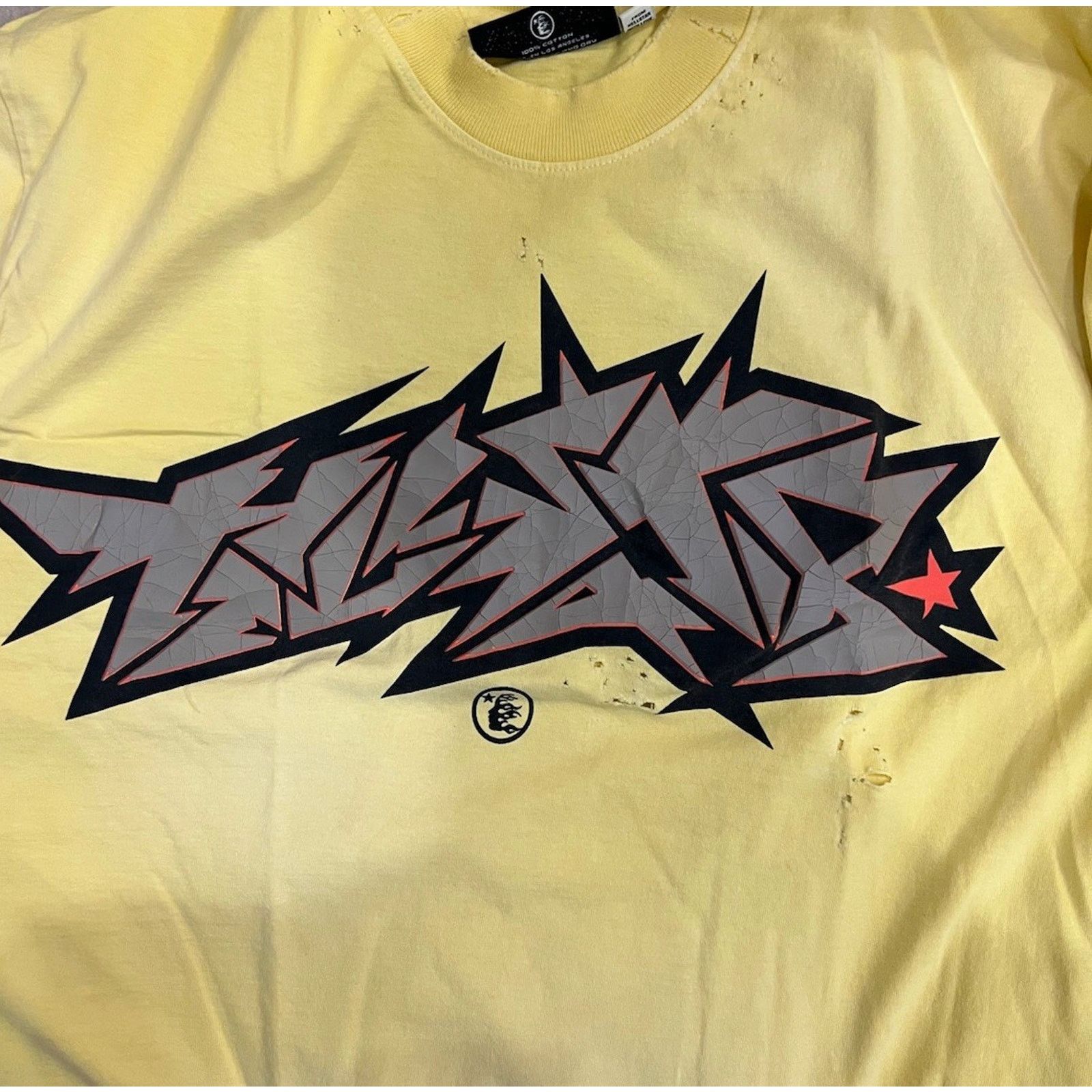 HELLSTAR Size M - Hellstar Crack Print Faded Distressed Yellow NEW Size US M / EU 48-50 / 2 - 6 Thumbnail