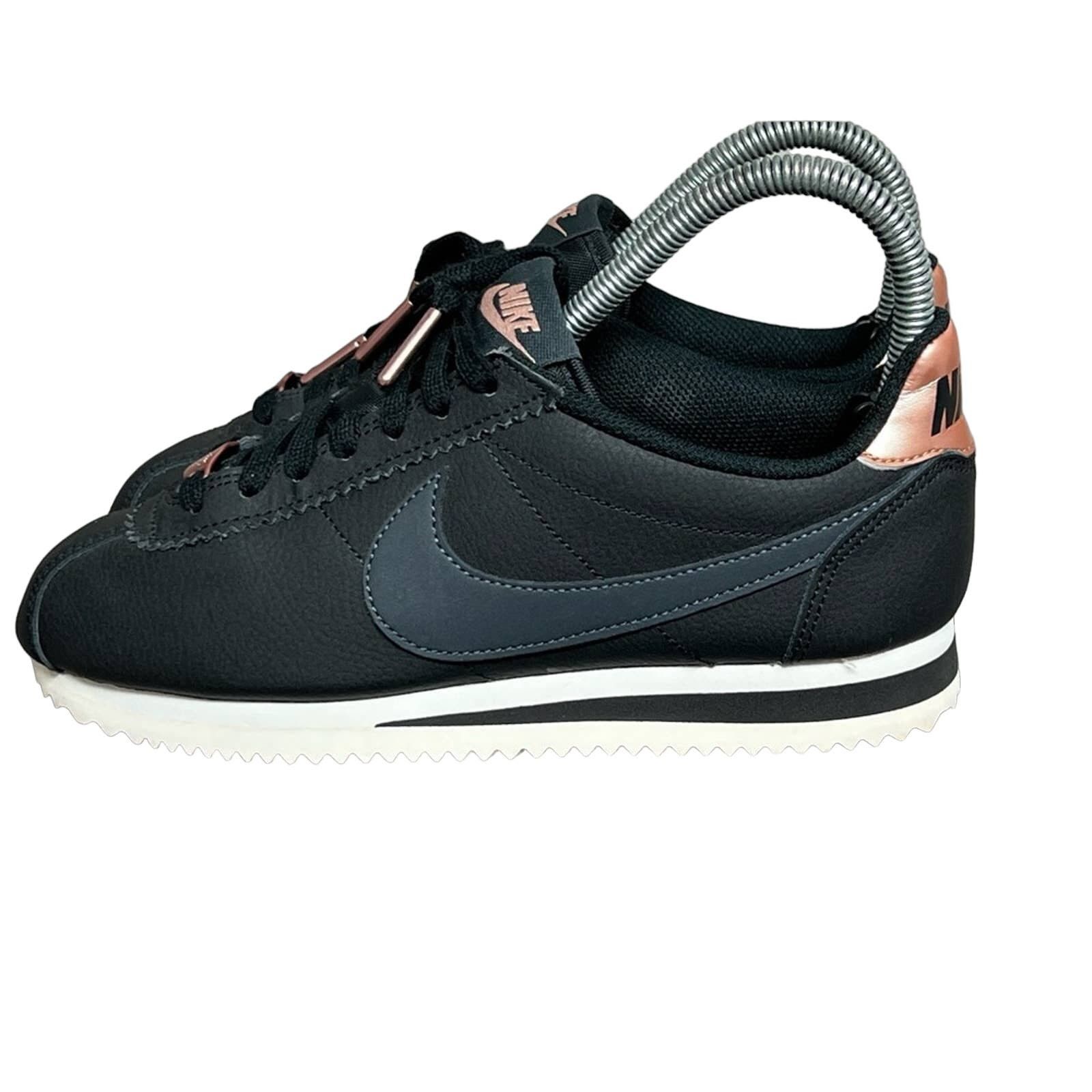 Nike av4618 best sale