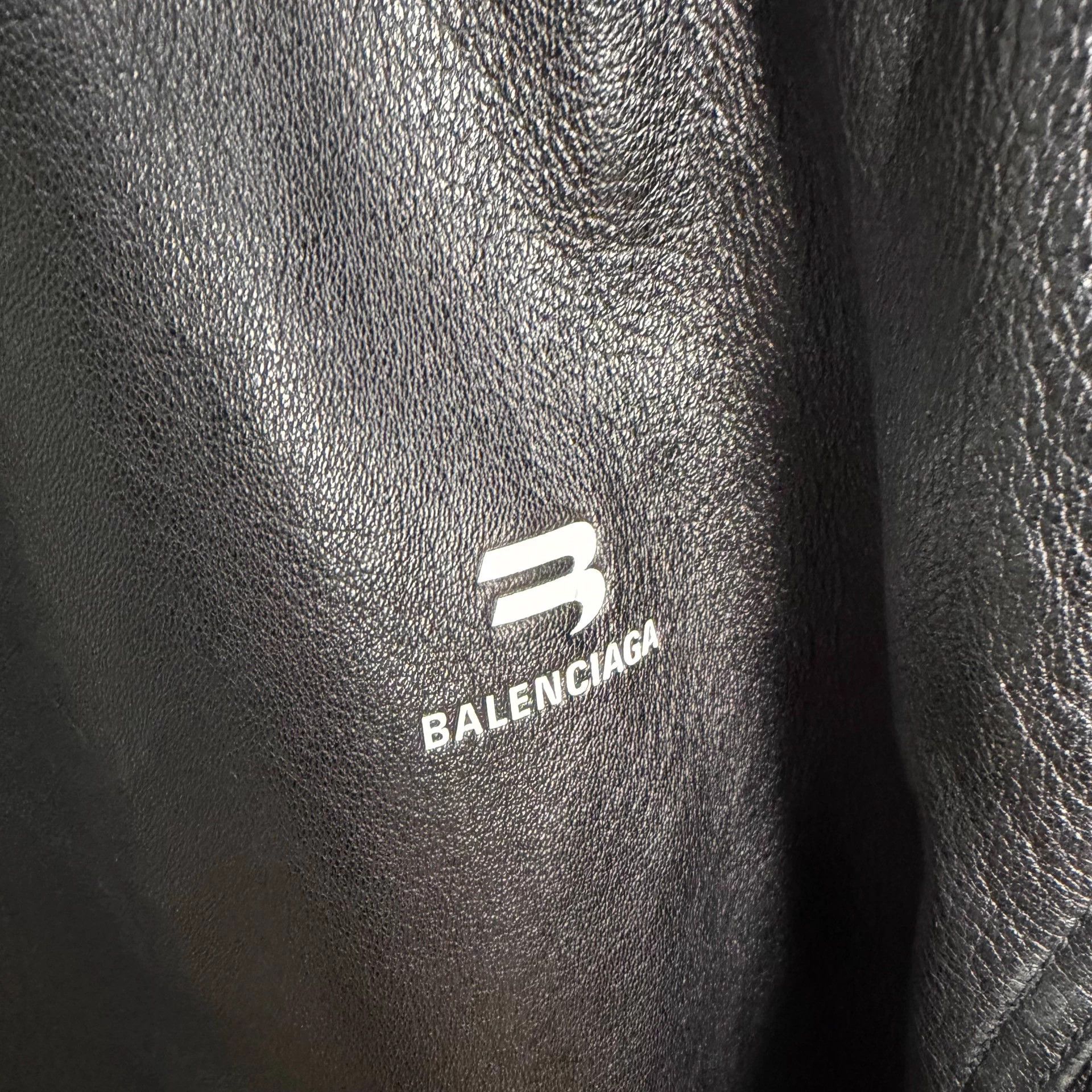 Balenciaga Balenciaga Taxi Blouson Kanye Padded Leather S New Size US S / EU 44-46 / 1 - 4 Thumbnail
