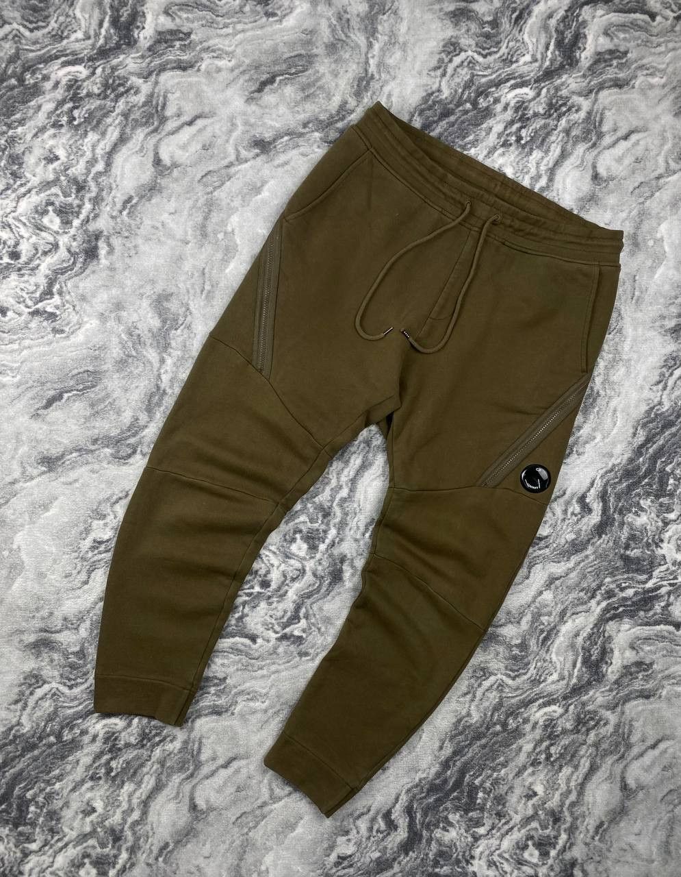 C.P. Company CP Company Diagonal Raised Fleece Lens Pocket Sweatpants Size US 36 / EU 52 - 1 Thumbnail