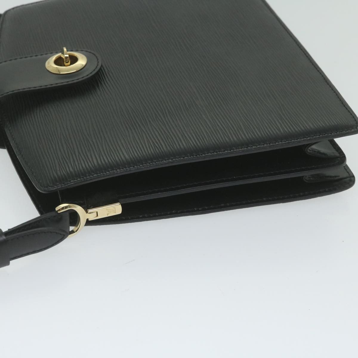 Louis Vuitton LOUIS VUITTON Epi Capuchin Shoulder Bag Black M52342 Size ONE SIZE - 4 Thumbnail