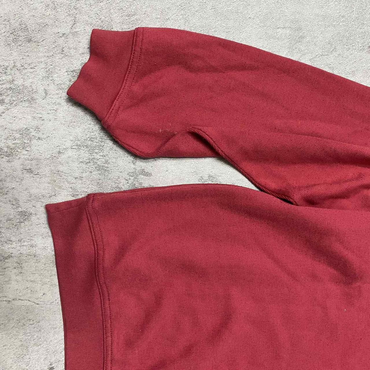 Other Embroidered red vintage crewneck sweatshirt streetwear Size US L / EU 52-54 / 3 - 4 Thumbnail