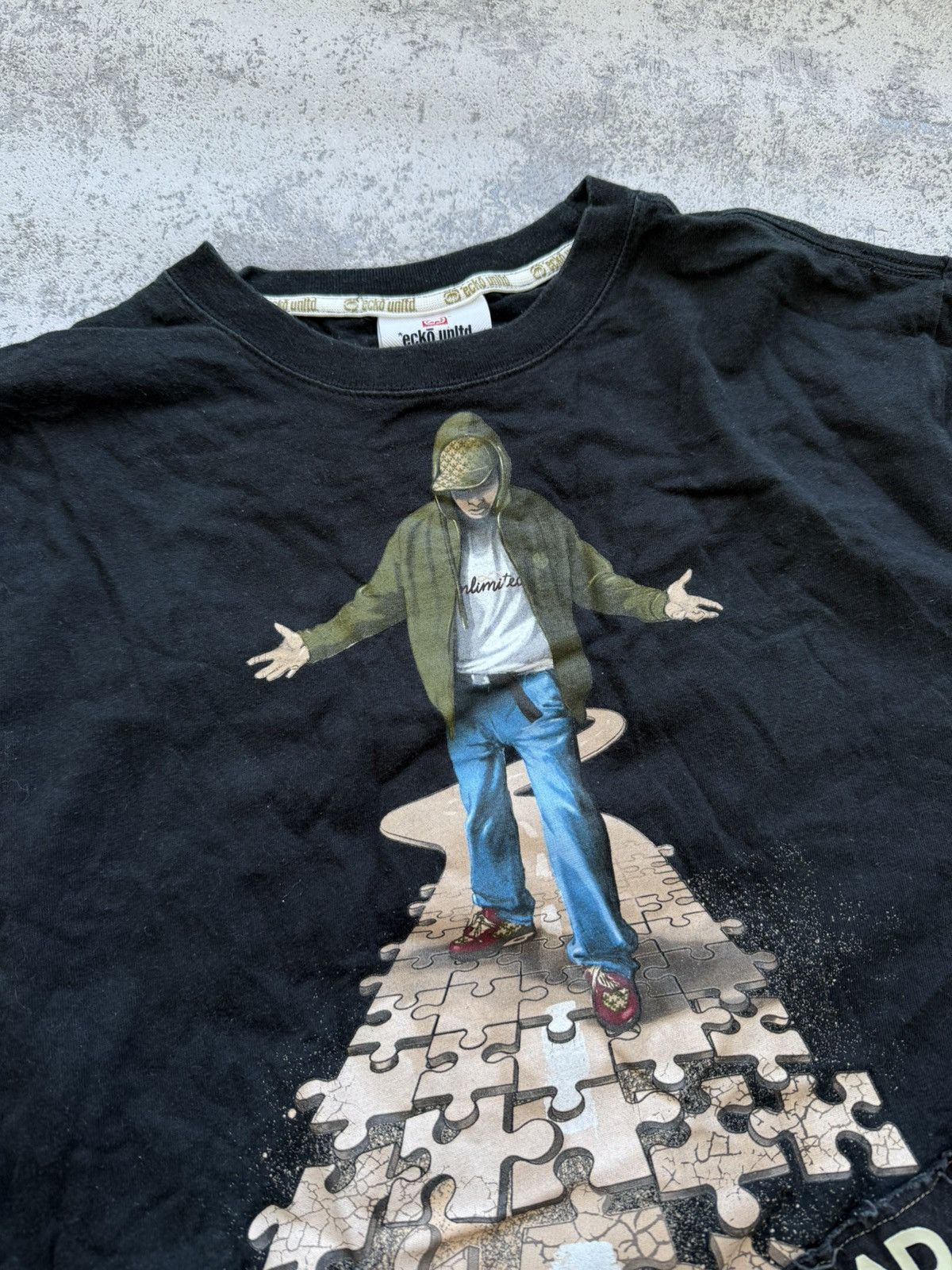Marc Ecko × Vintage Marc Ecko Unldt. Rap Vintage Y2K T-Shirt Size US XL / EU 56 / 4 - 4 Thumbnail