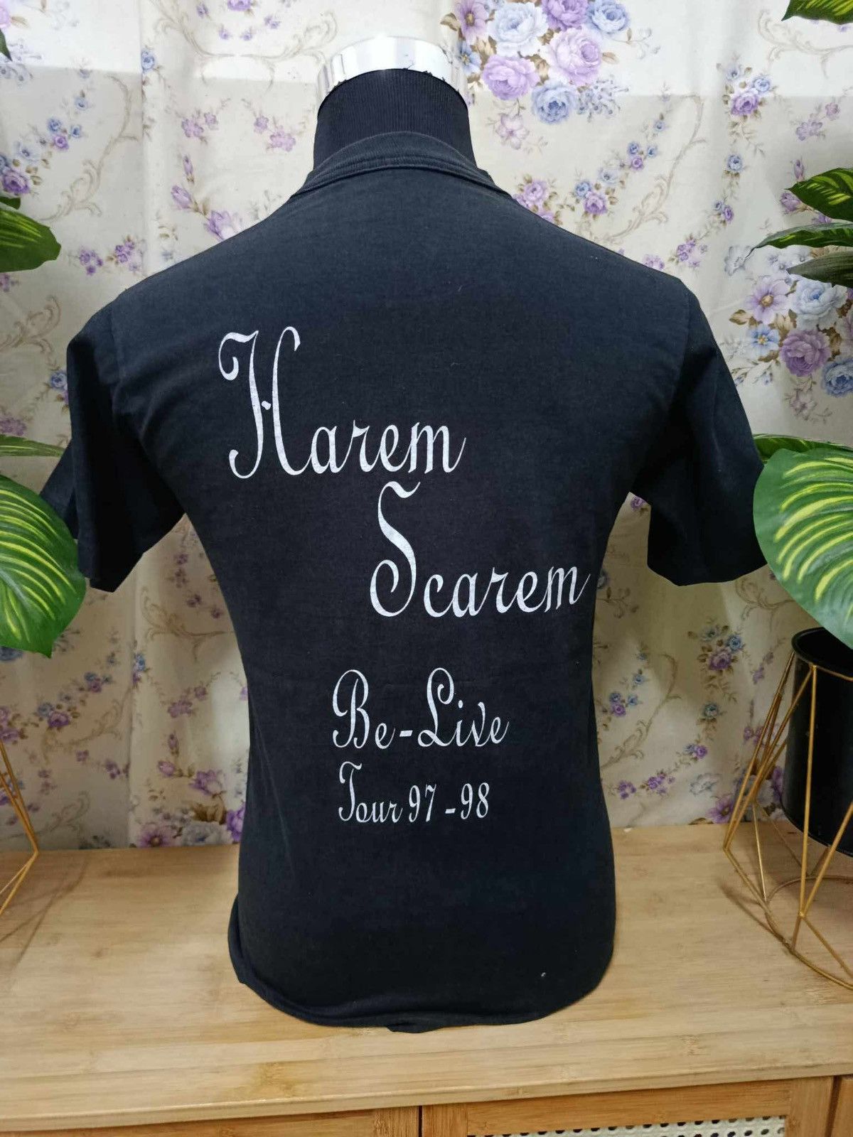 Band Tees Vintage 90s Harem Scarem band tour tee Size US S / EU 44-46 / 1 - 2 Thumbnail