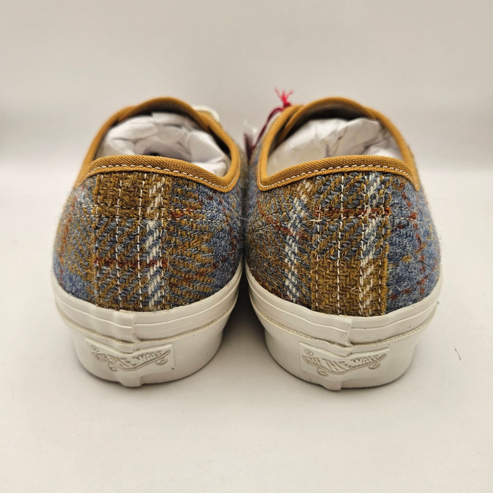 Vans VANS X HARRIS TWEED WOMEN'S 9 AUTHENTIC LOW TOP SNEAKER Size US 9 / IT 39 - 3 Thumbnail