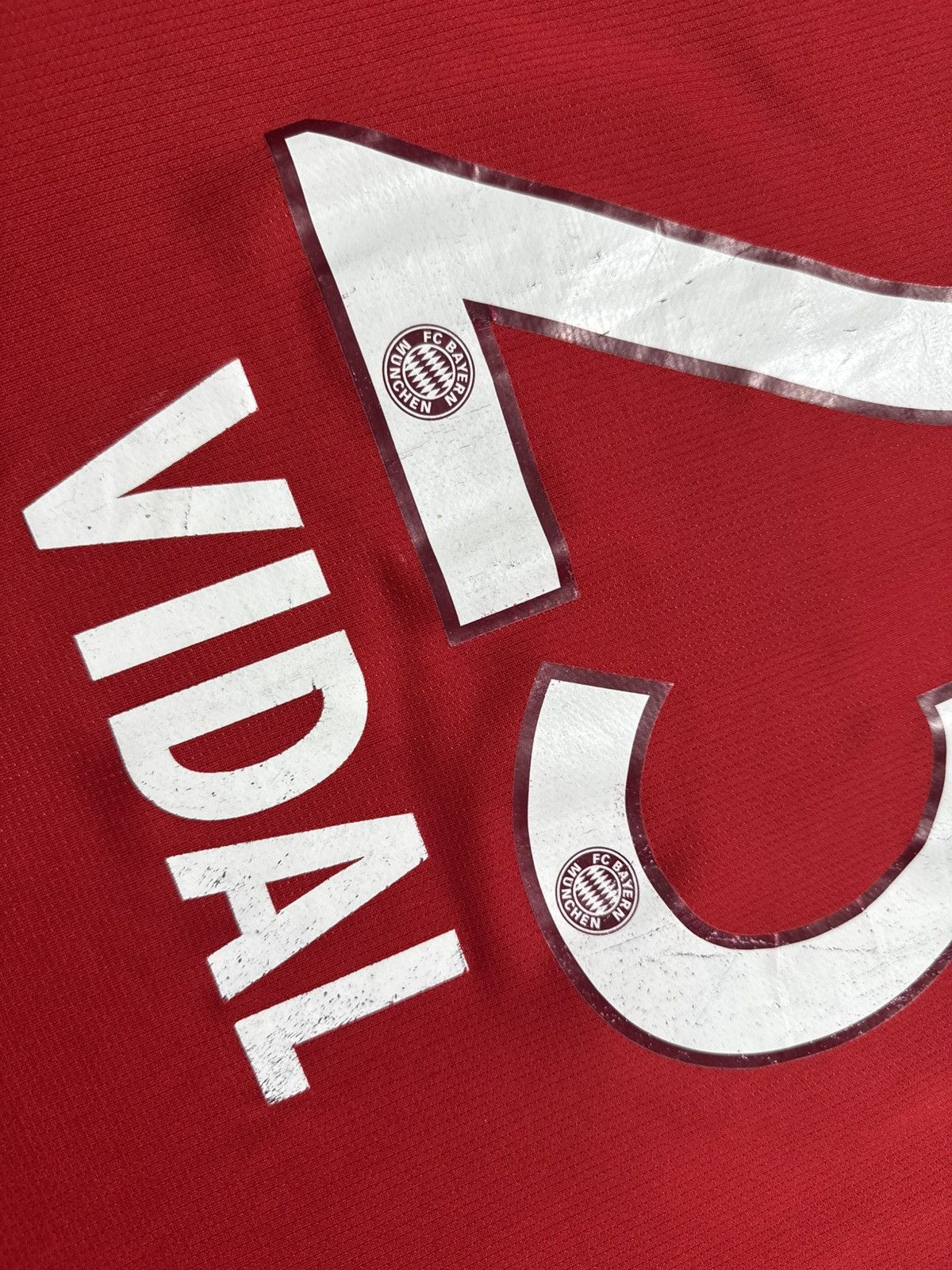 Adidas Adidas FC Bayern Munchen Vidal #23 Soccer Jersey Long Sleeve Size US XXL / EU 58 / 5 - 12 Thumbnail