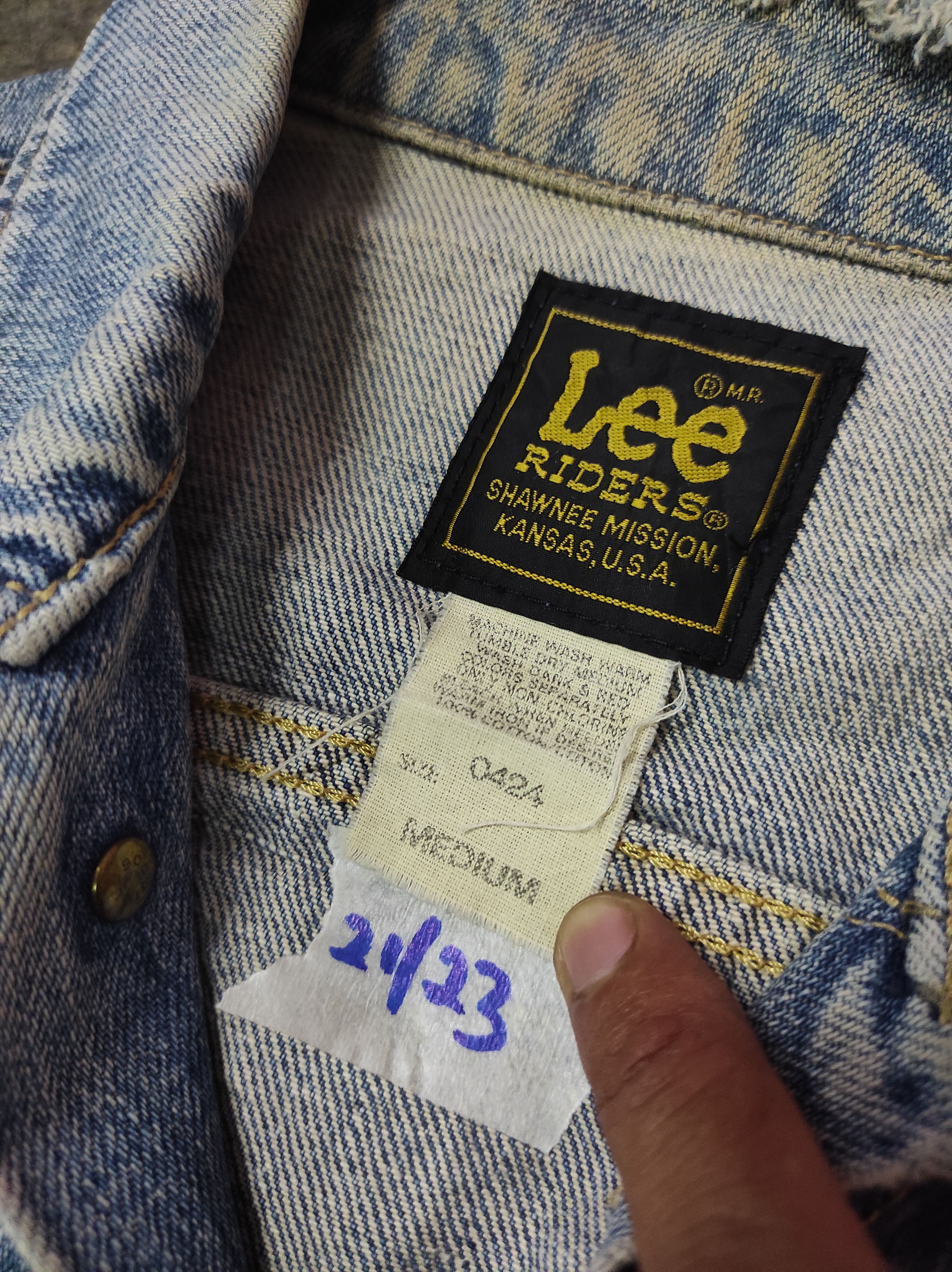 Lee × Vintage LEE RIDERS USA 70'S SCOVIL DENIM TRUCKER JACKET DISTRESSED Size US M / EU 48-50 / 2 - 7 Thumbnail