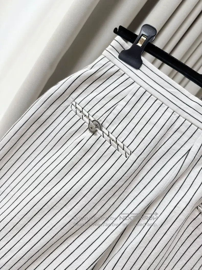 Chanel Chanel 17C Cuban Series Black and White Vertical Striped W Size 24" / US 00 / IT 34 - 4 Thumbnail