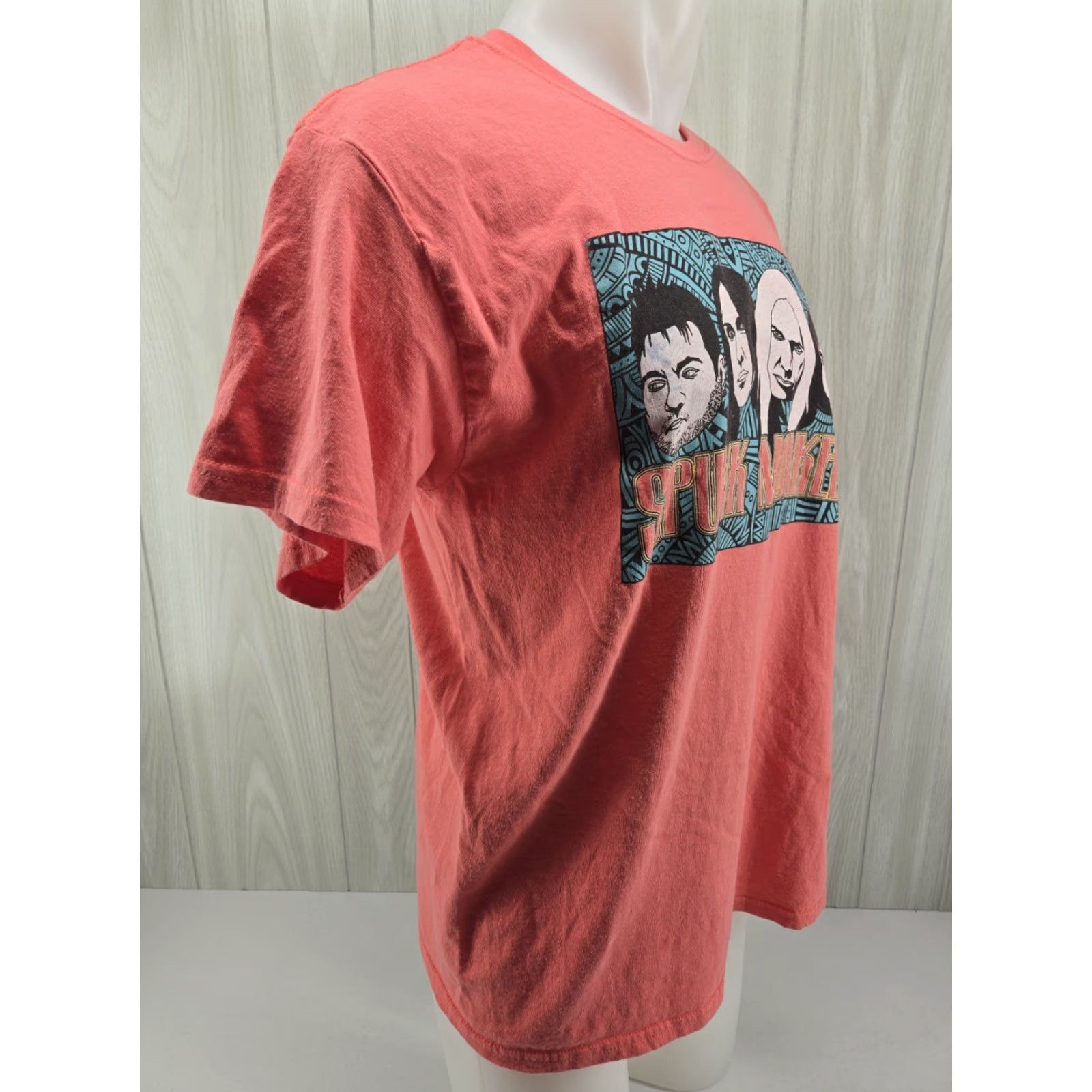 Gildan Spunk Monkees Large T Shirt Pink Graphic Tee Band Gildan 100% Cotton Unisex Adults Short Sleeve Vintage Style Size US L / EU 52-54 / 3 - 6 Thumbnail