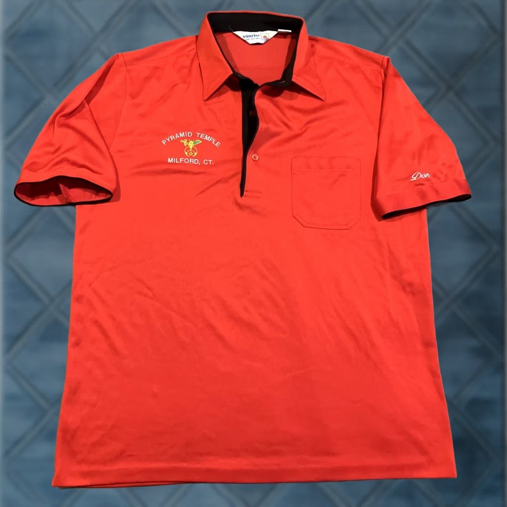 Vintage VINTAGE Sunrise SHRINER'S Pyramid Temple Bowling / Golf Polo XL Men Red Size US XL / EU 56 / 4 - 1 Thumbnail