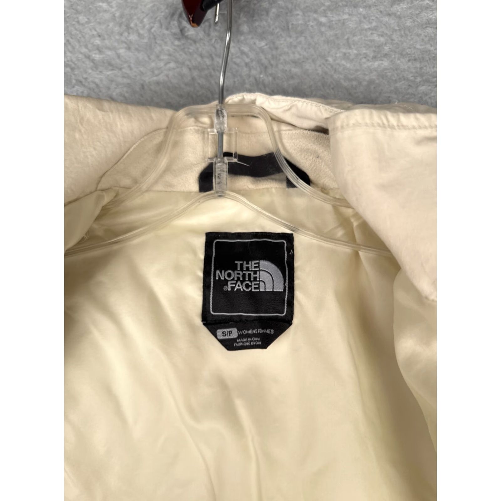 The North Face The North Face Jacket Womens Small Ivory Full Zip Hooded HyVent Nylon Shell Walk Size S / US 4 / IT 40 - 4 Thumbnail
