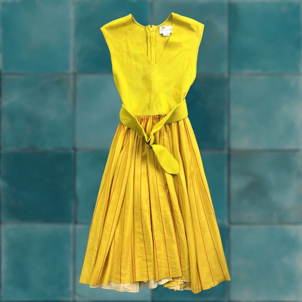 Sachin & Babi SACHIN & BABI Dress Womens XS Yellow V Neck Pleated Belted Striped Sundress Midi Size XS / US 0-2 / IT 36-38 - 1 Thumbnail