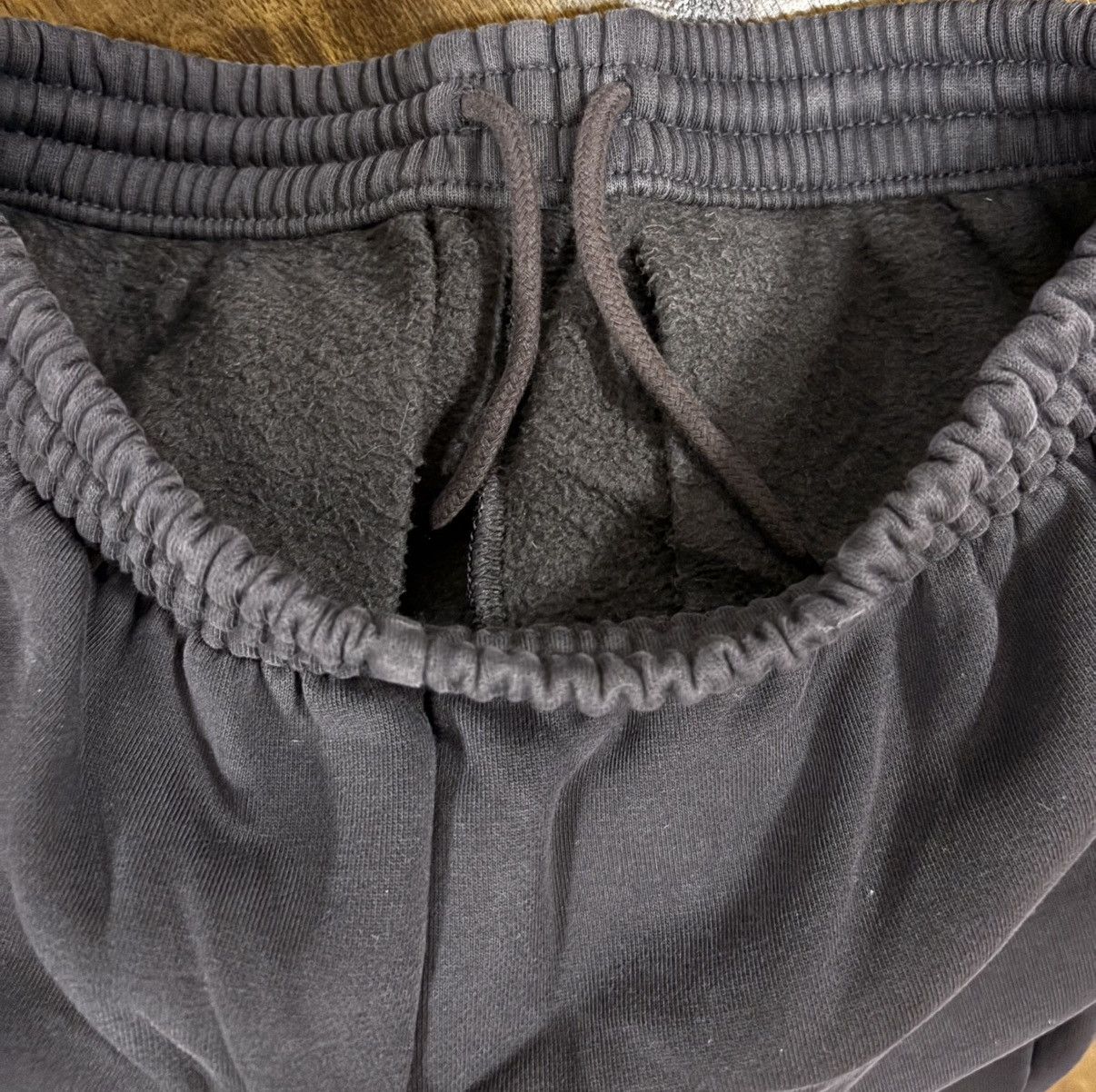 Balenciaga × Gap × Kanye West Yeezy Gap Black Joggers Size US 30 / EU 46 - 6 Thumbnail