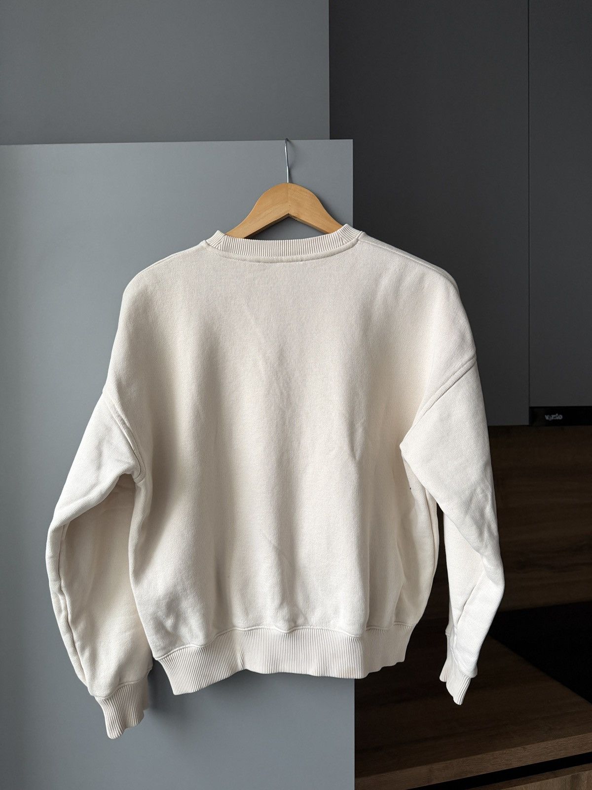Acne Studios Acne Studios Logo Embroidered Beige Sweatshirt Size XS / US 0-2 / IT 36-38 - 5 Thumbnail