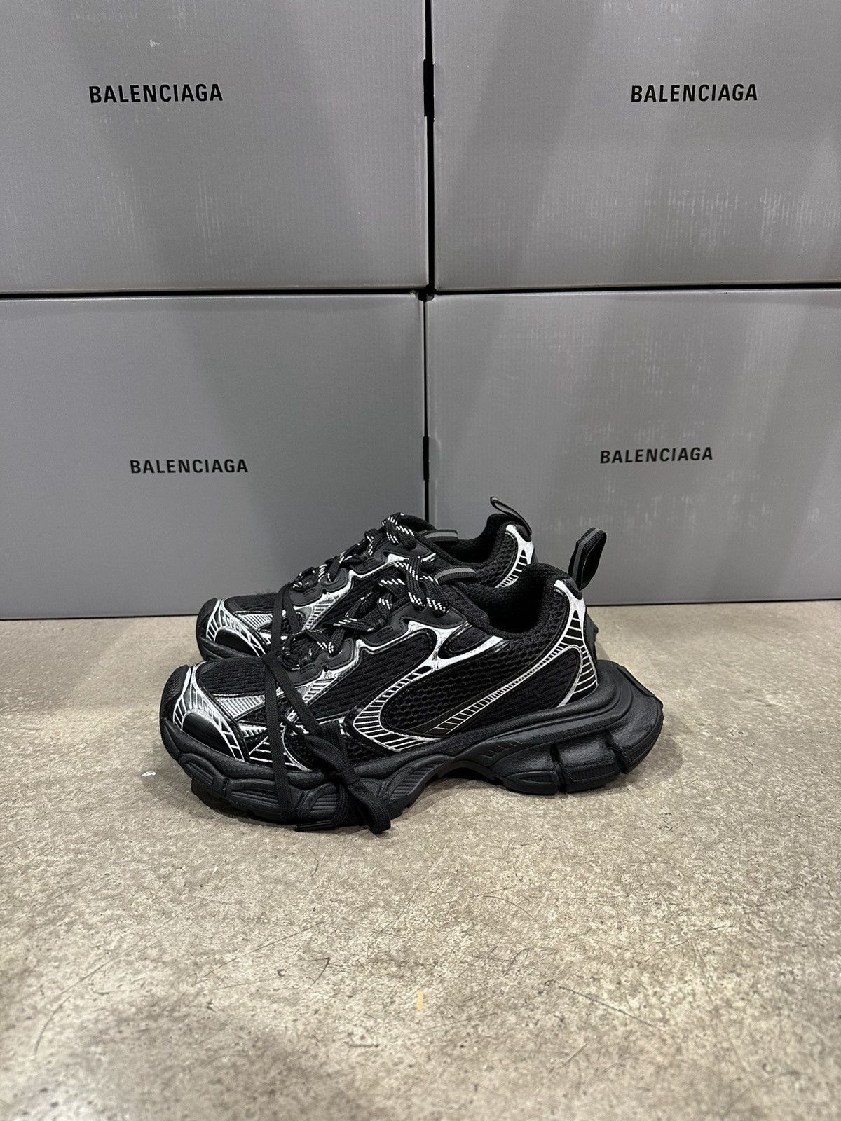 Balenciaga BALENCIAGA - 3XL Sneaker Black Size US 10 / EU 43 - 3 Thumbnail