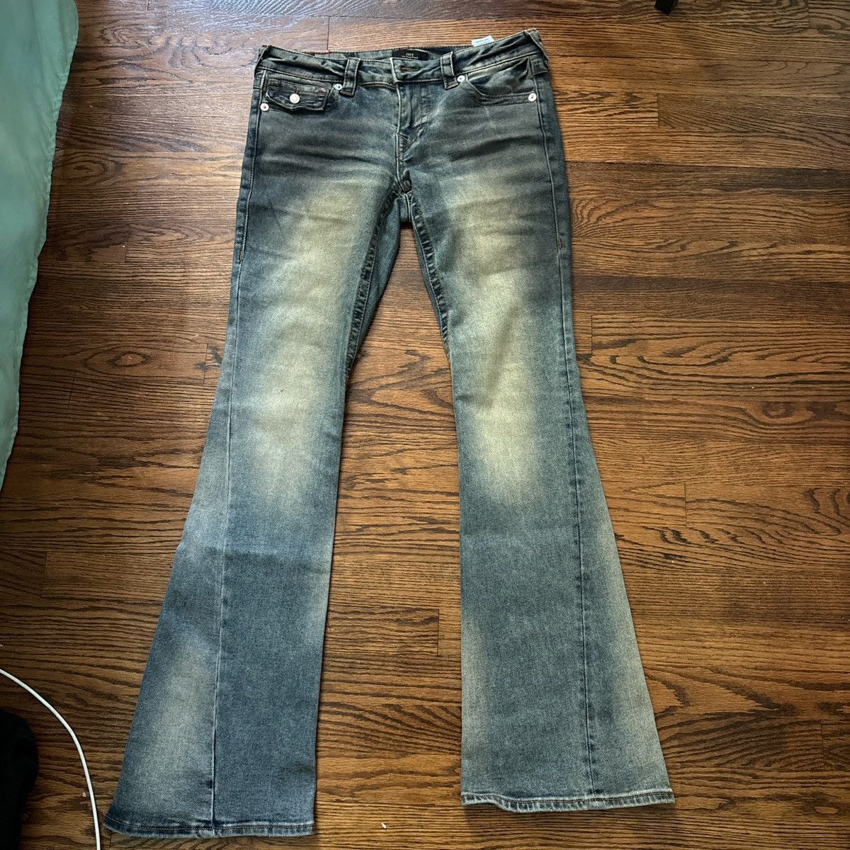 True Religion True Religion Flare Jeans Size 27" / US 4 / IT 40 - 1 Thumbnail