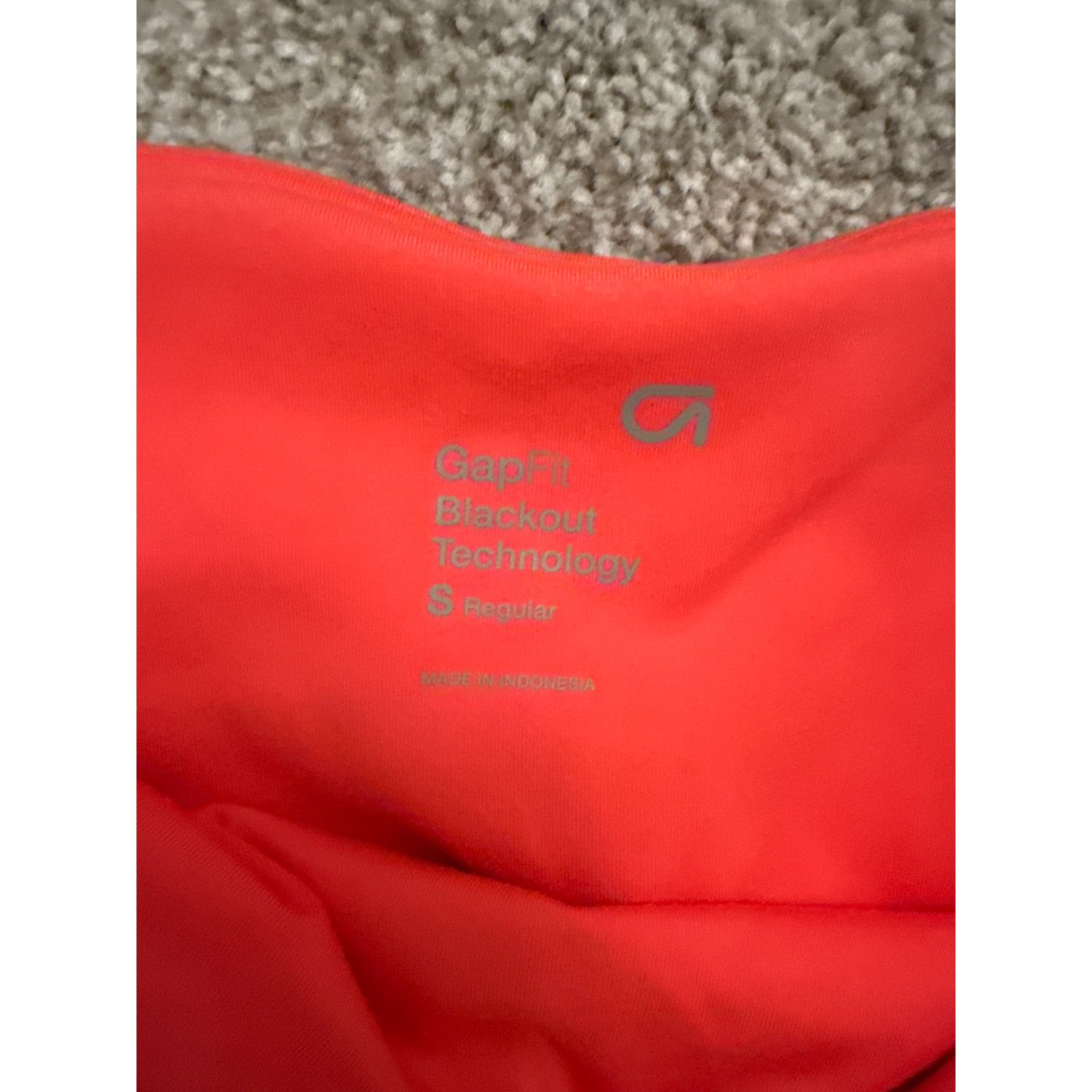 Gap GAP Fit Sculpt Technology Compression Workout Shorts (4), S Size 27" / US 4 / IT 40 - 9 Thumbnail