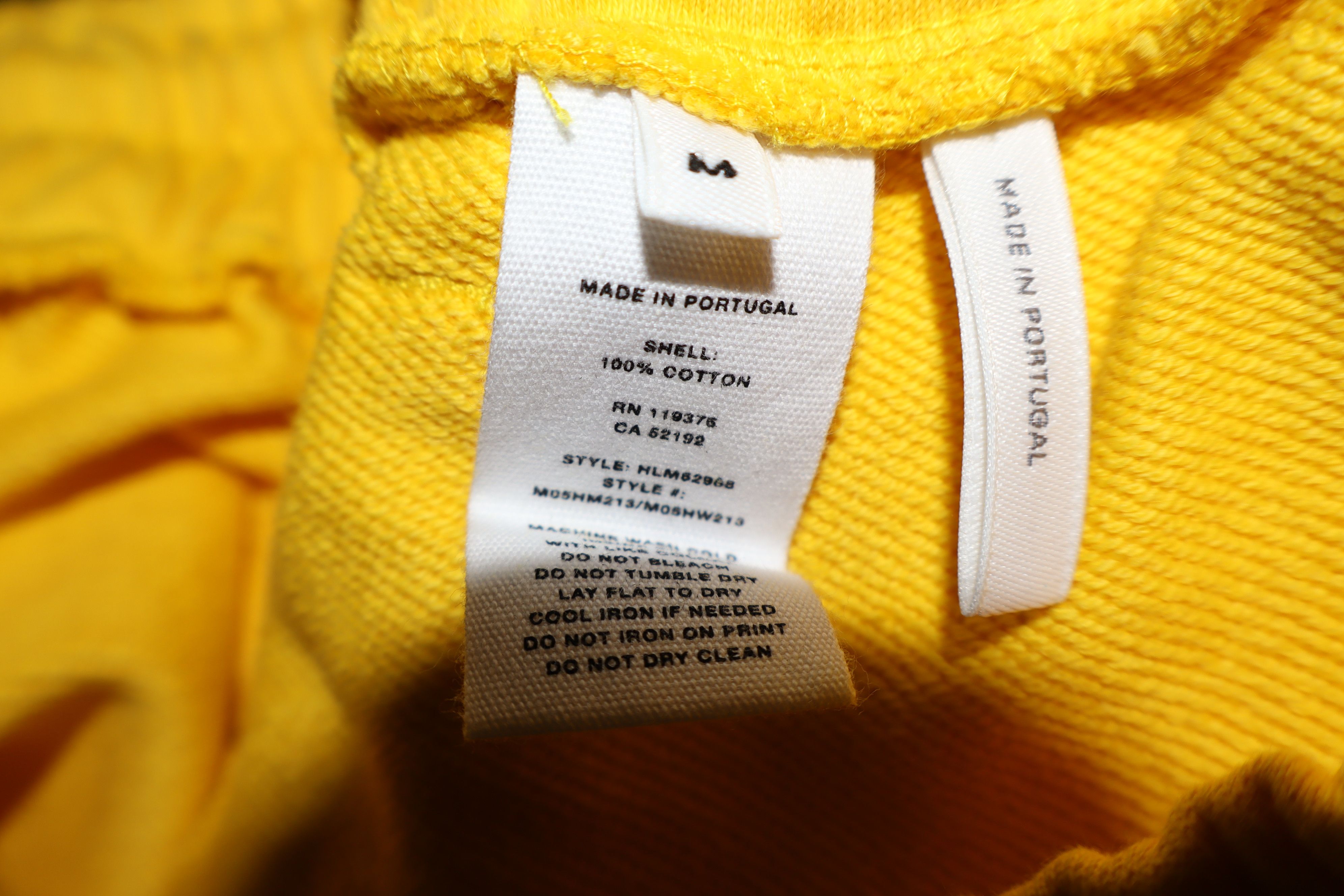 Helmut Lang "New York" print shorts Size US 32 / EU 48 - 4 Thumbnail