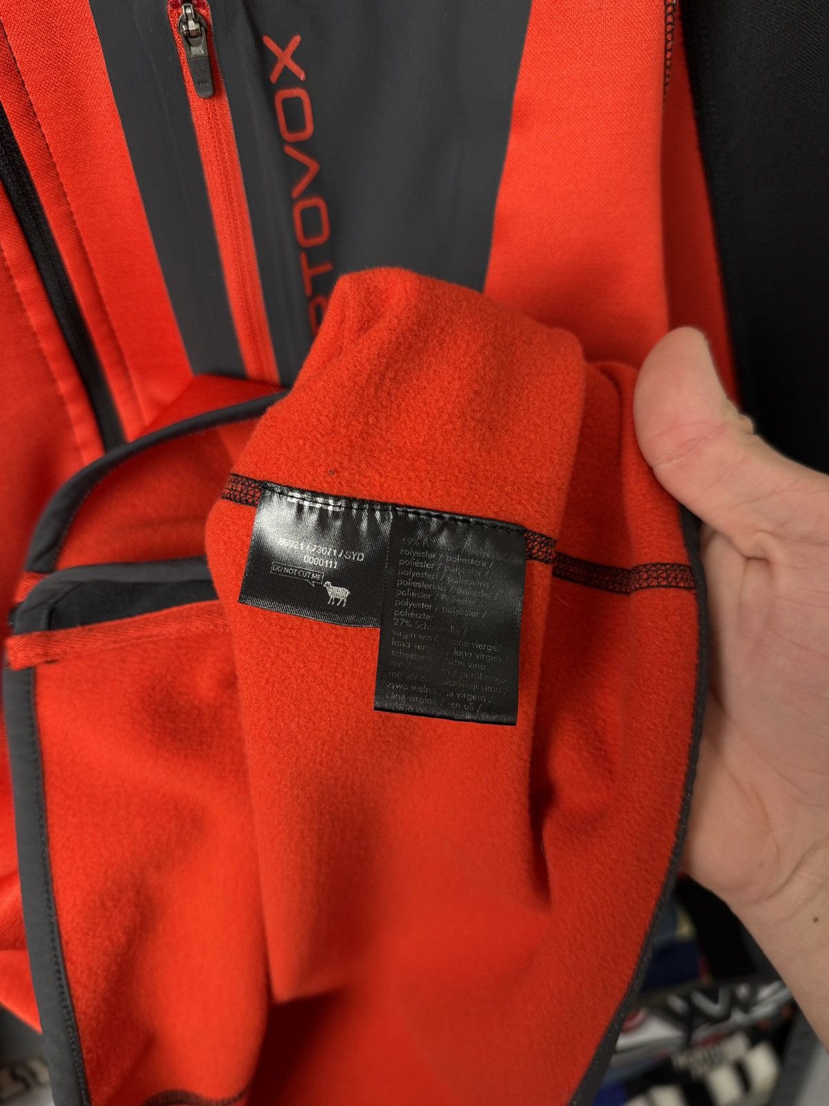 ORTOVOX ORTOVOX Full Zip Fleece Hoodie Merino Wool Inside Outdoor Size US S / EU 44-46 / 1 - 11 Thumbnail