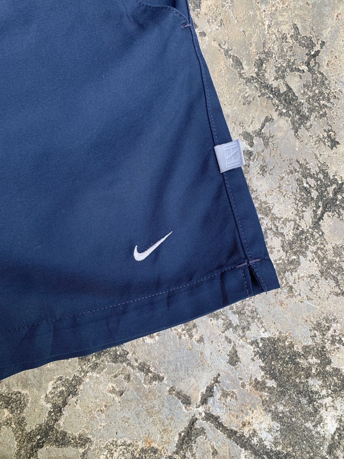 Nike × Vintage 2000s Nike Tennis Court Womens Navy Small Logo Shortpants Size 34" / US 12 / IT 48 - 3 Thumbnail
