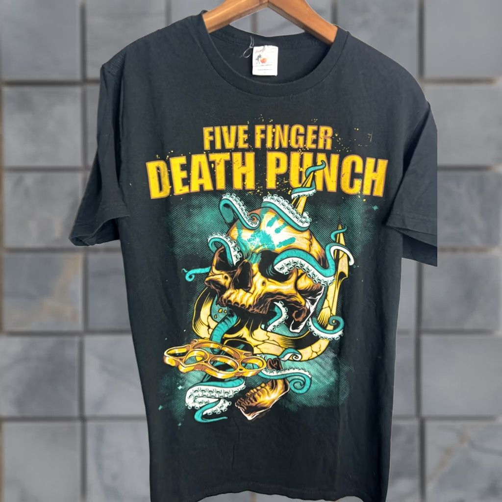 Vintage Five Finger Death Punch Band T-Shirt Mens Size L Black Size US L / EU 52-54 / 3 - 1 Thumbnail