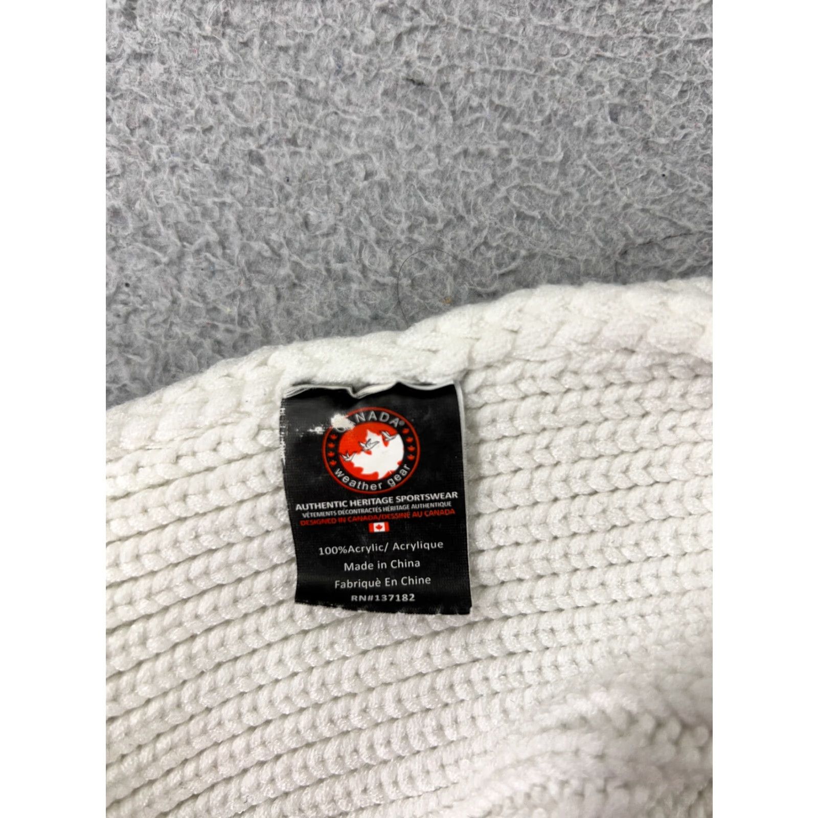 Vintage Canada Weather Gear Beanie Women's One Size White Knit 100% Acrylic Ski Hat/Cap Size ONE SIZE - 6 Thumbnail